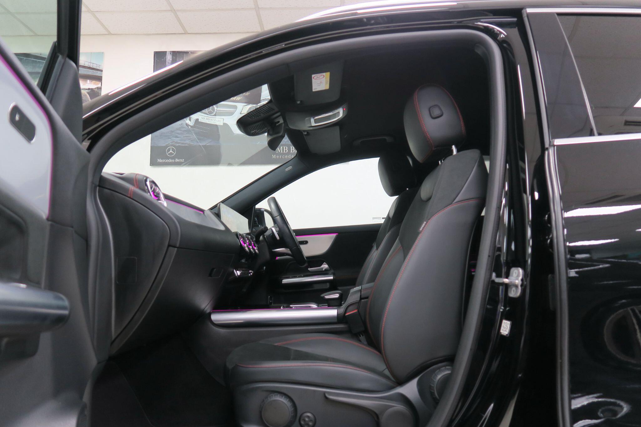 Mercedes-Benz Eqa view 9