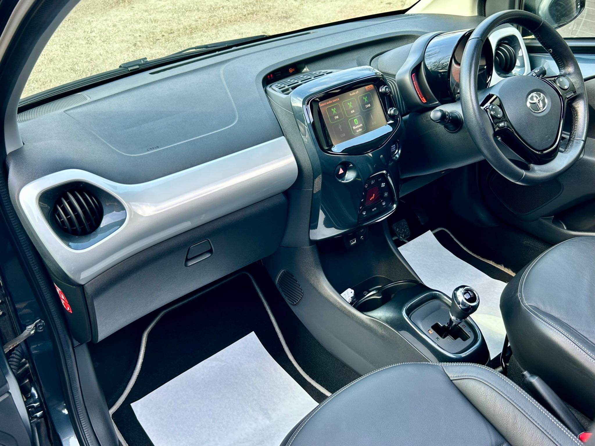 Toyota Aygo view 22