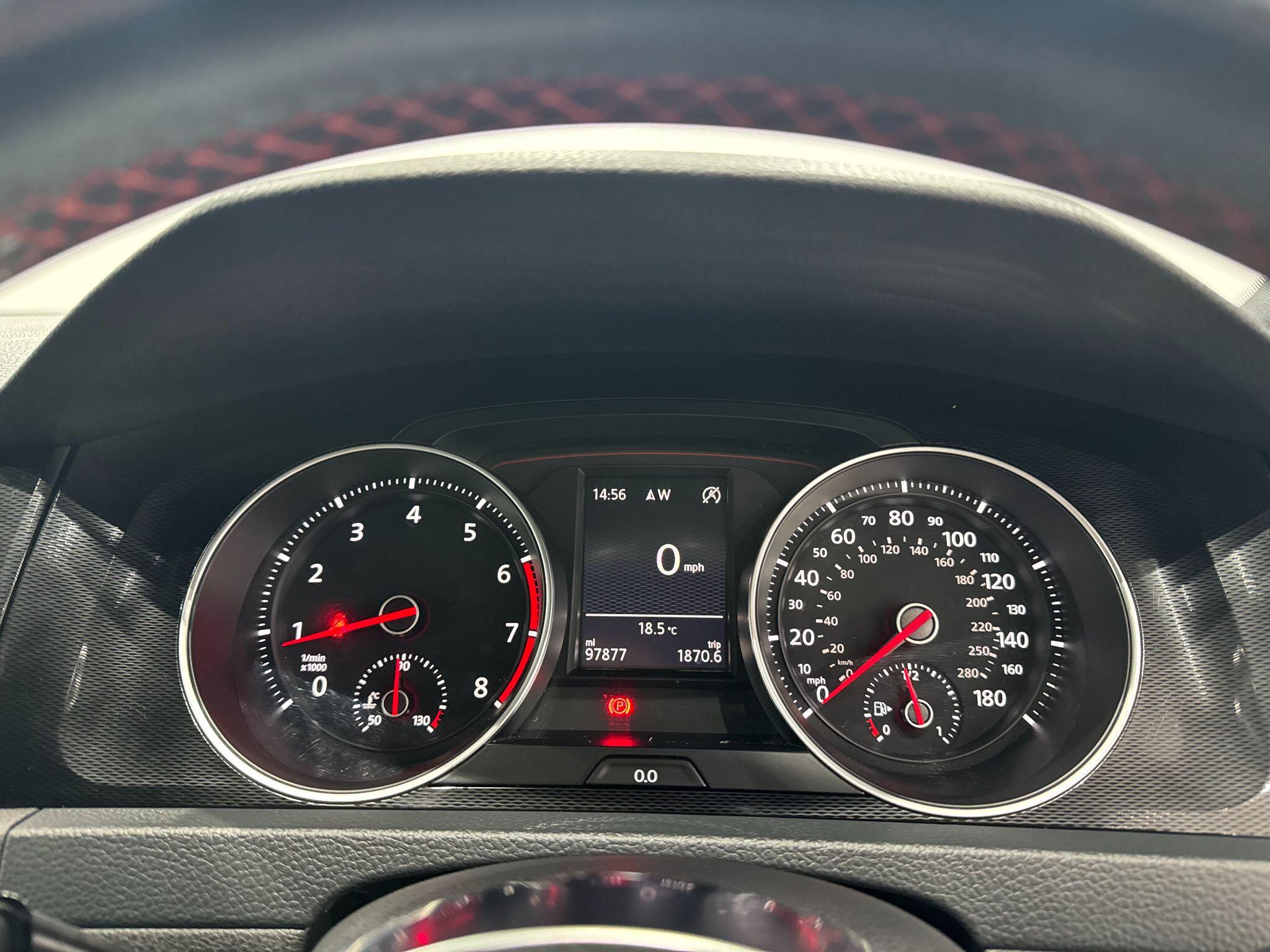 Volkswagen Golf view 31