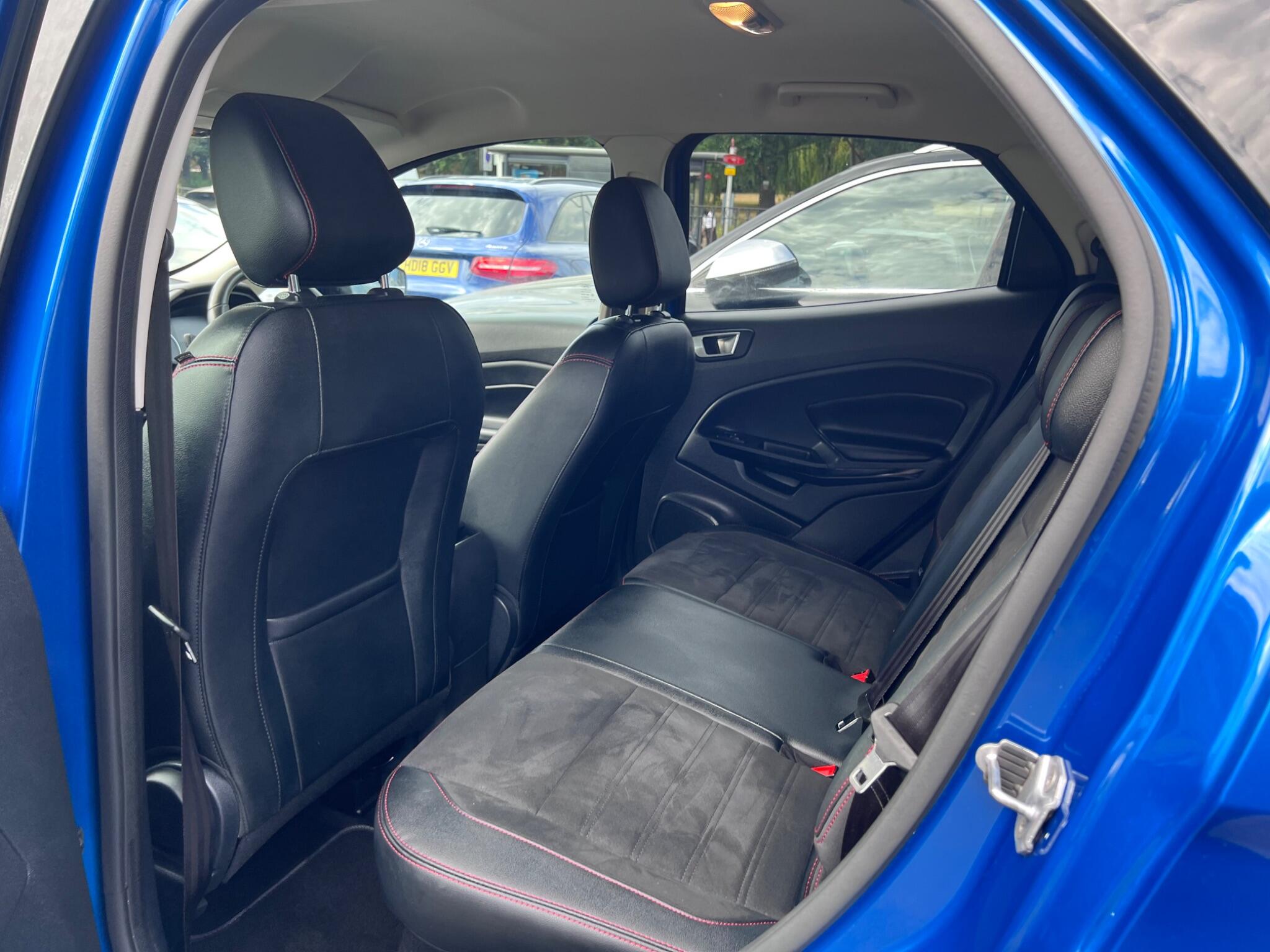 Ford Ecosport view 32