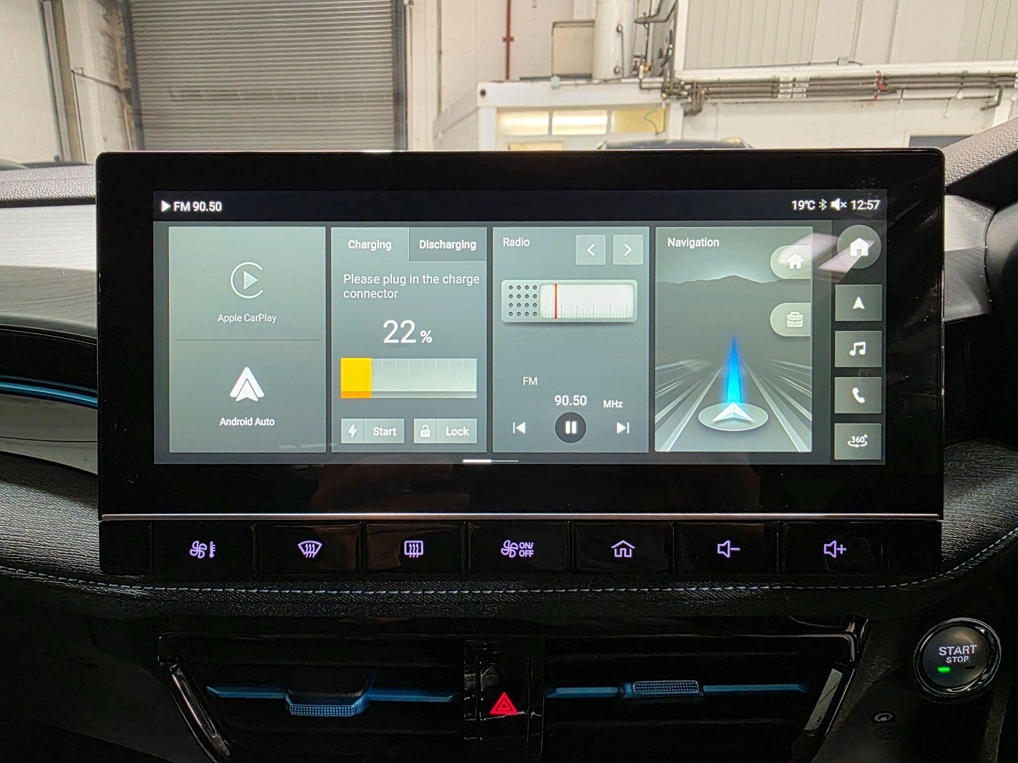 MG MG5 view 9