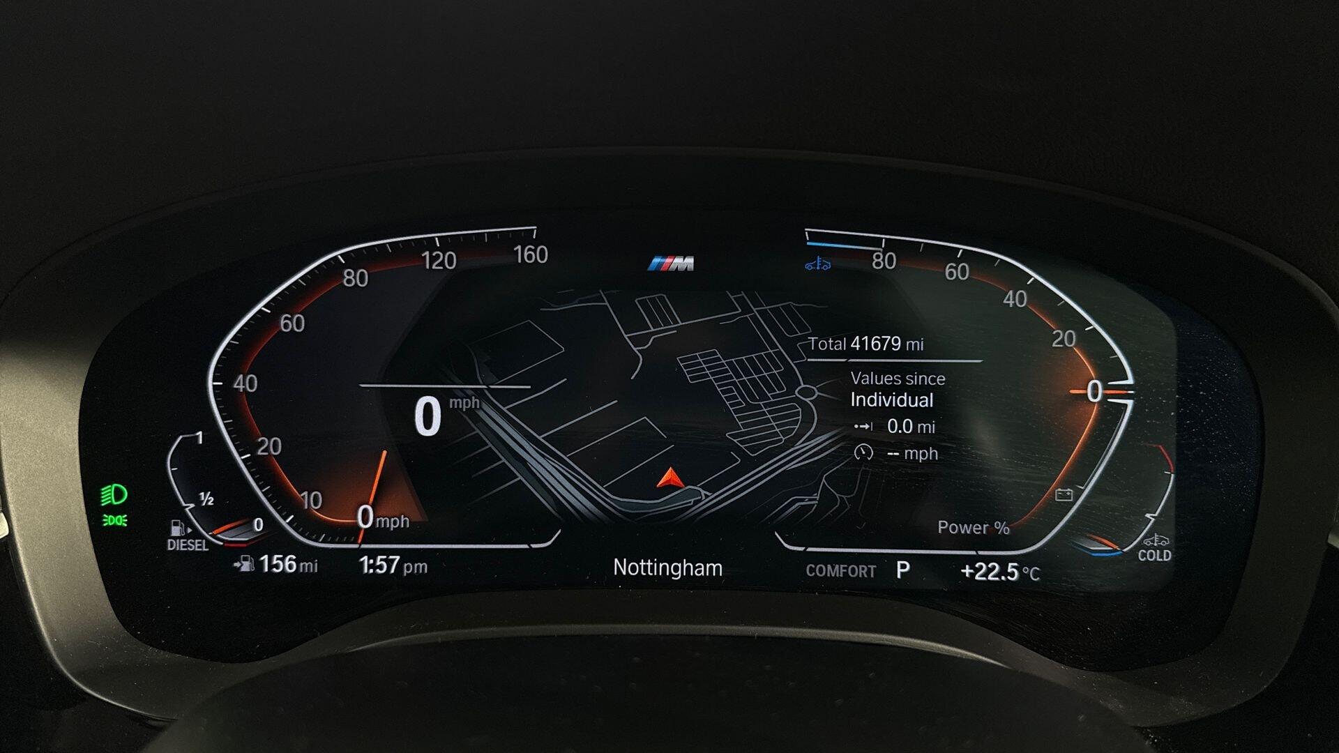 BMW 5 Series view 9