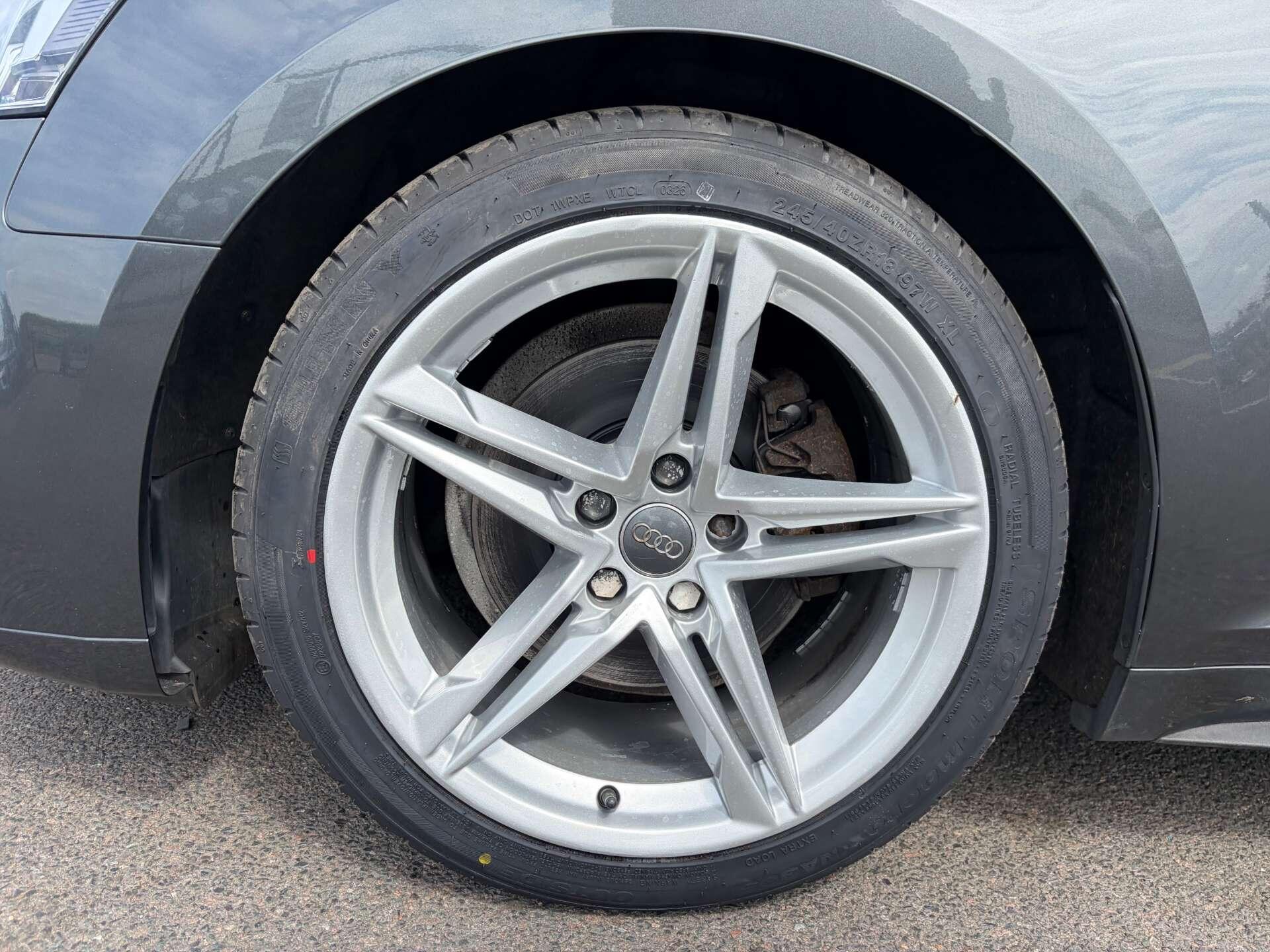 Audi A5 view 10