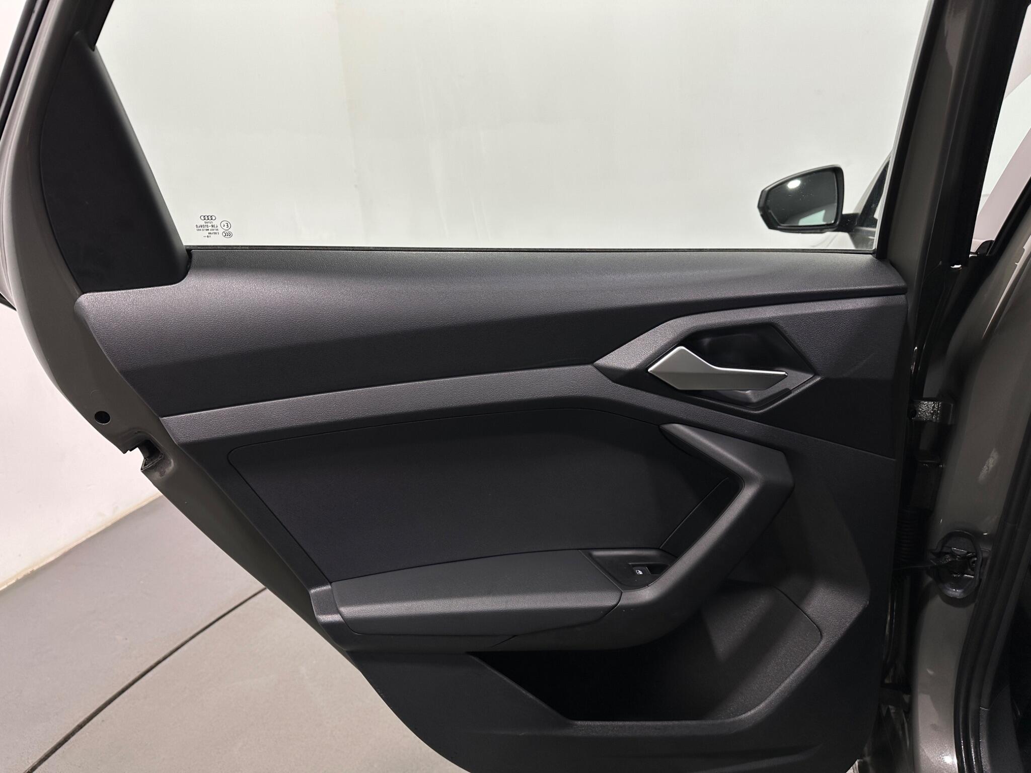 Audi A1 view 39