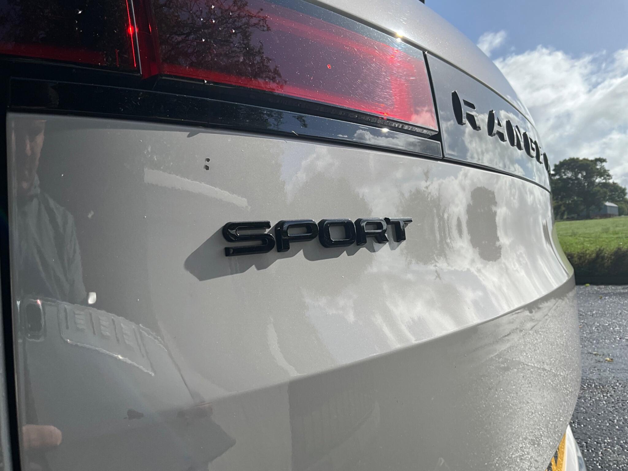 Land Rover Range Rover Sport view 43