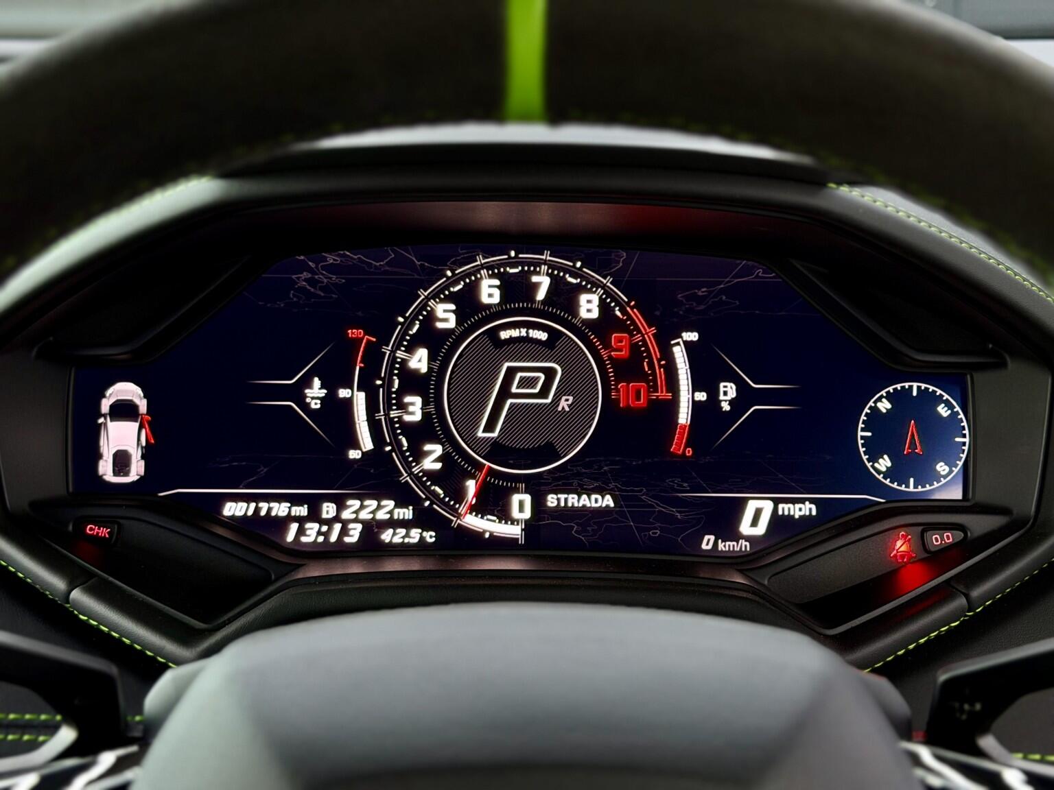 Lamborghini Huracan view 65