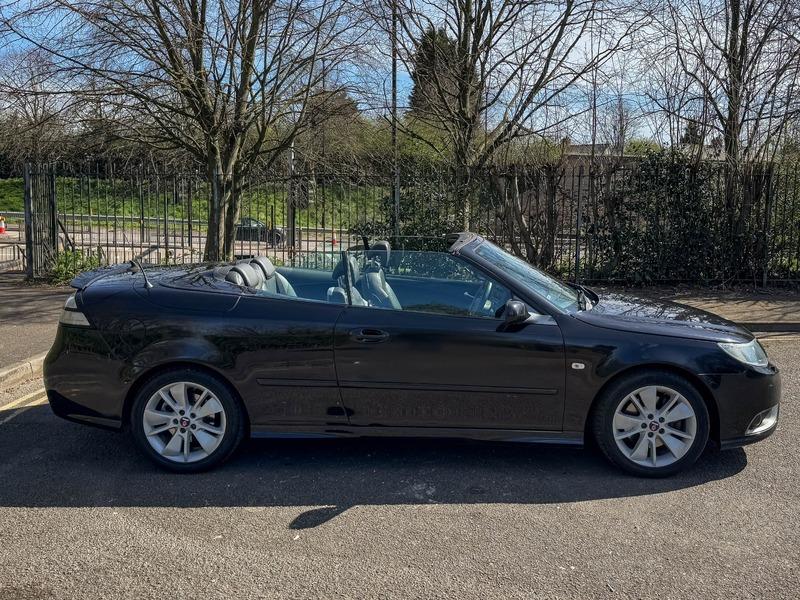 2010 Saab 9-3 2.0T Aero Auto Euro 4 2dr • 56,846 miles image 17