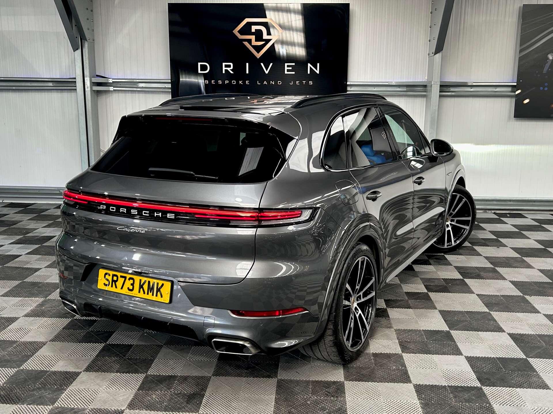 Porsche Cayenne view 2