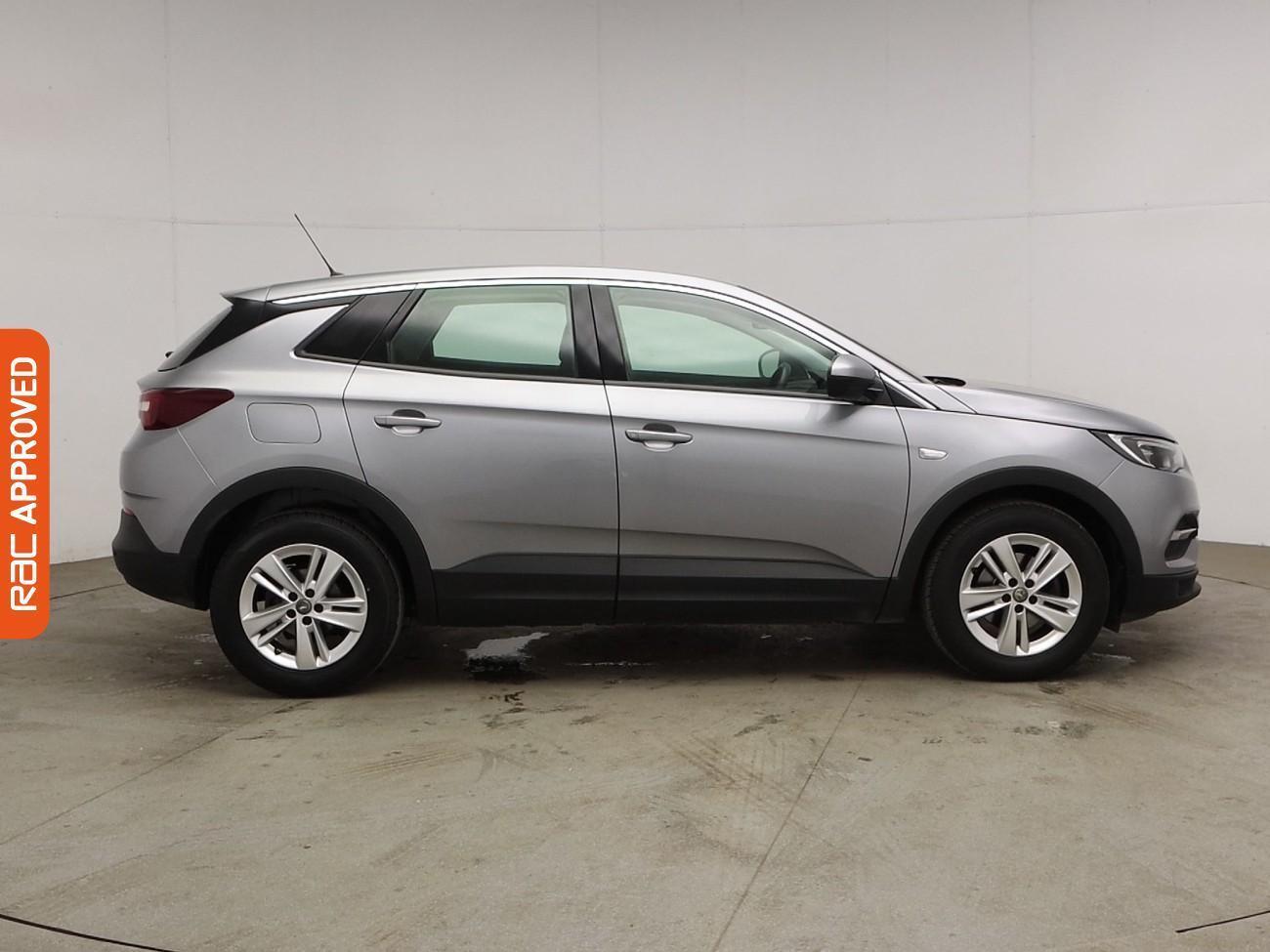 Vauxhall Grandland X view 6