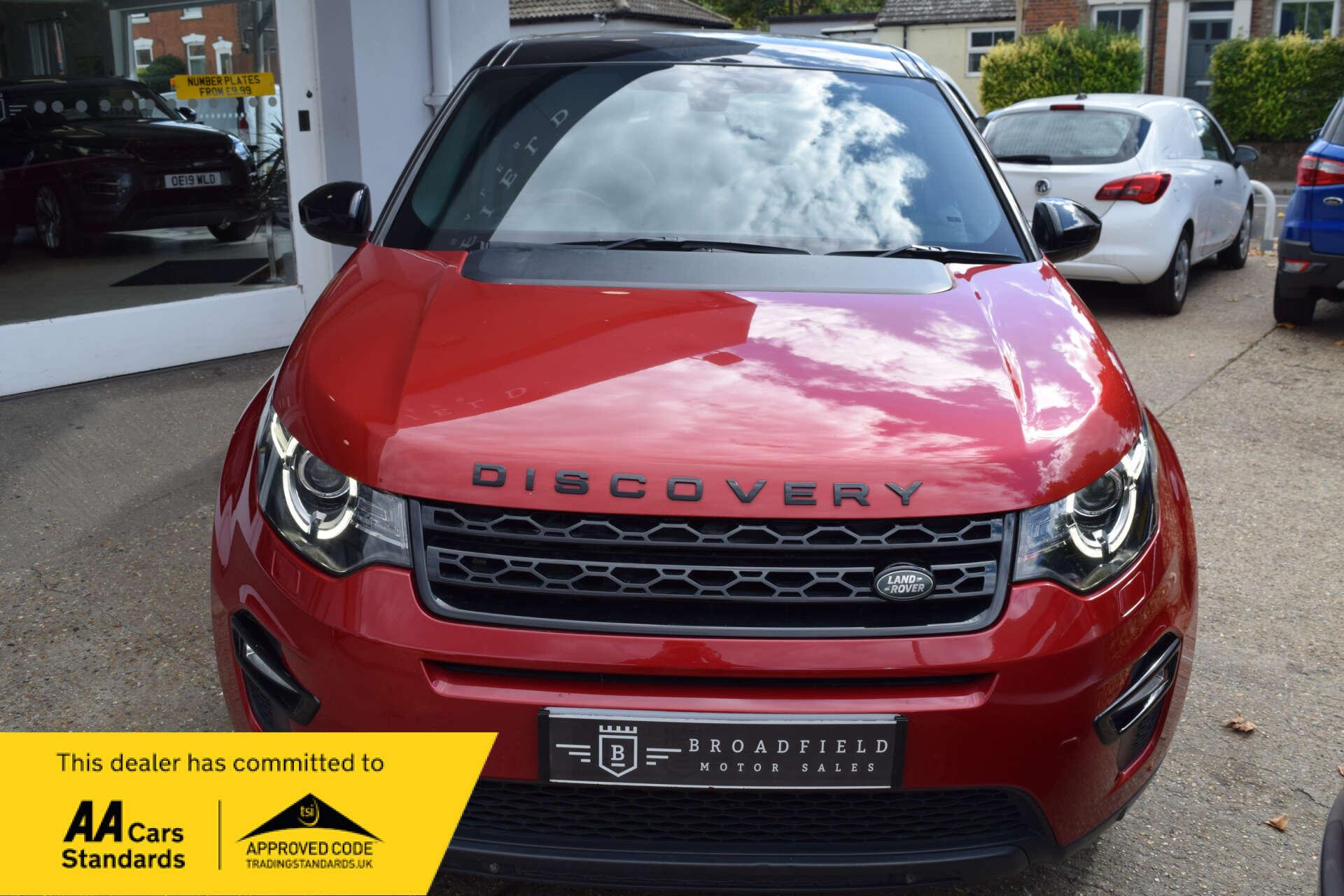 Land Rover Discovery Sport view 7