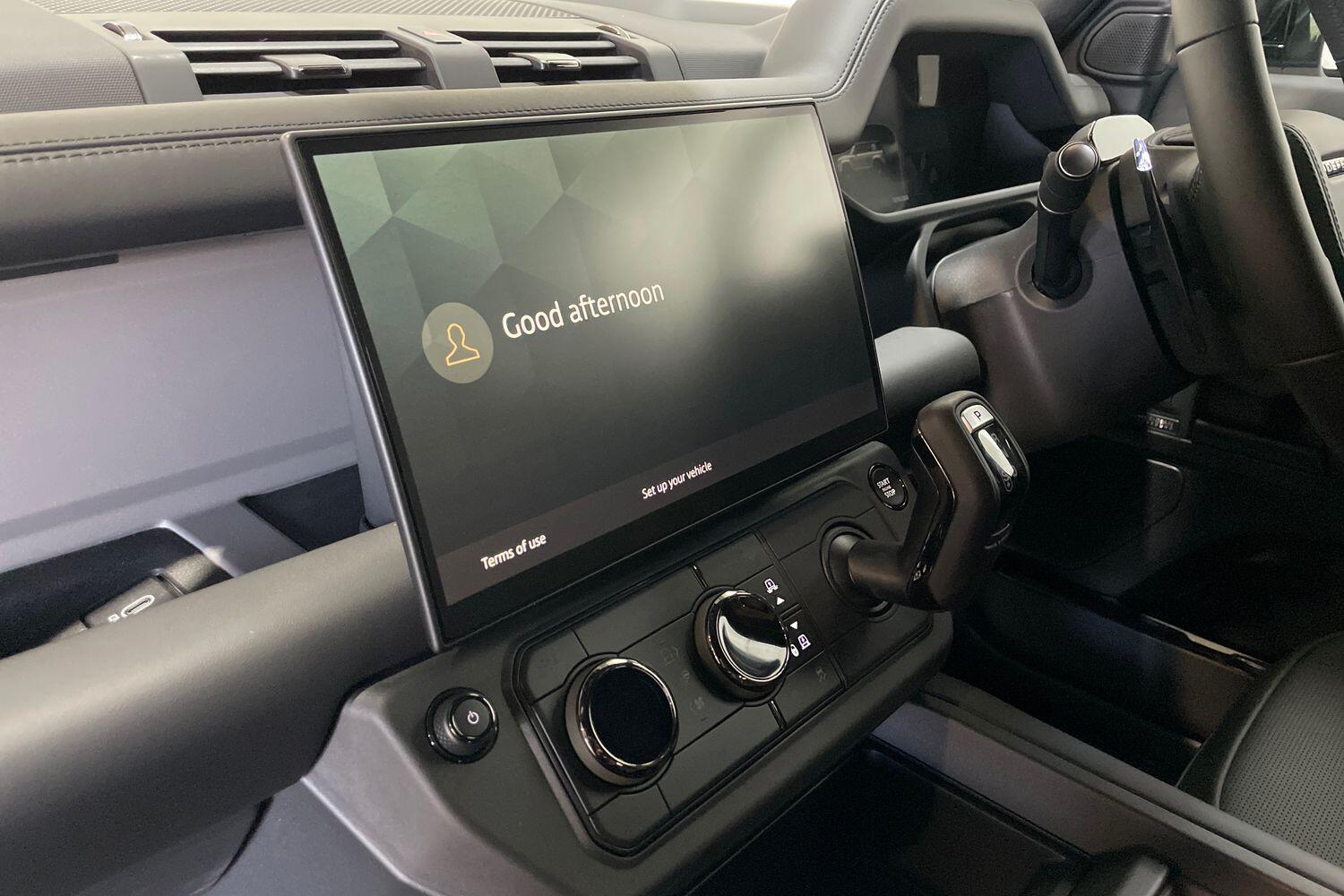 Land Rover Defender view 21