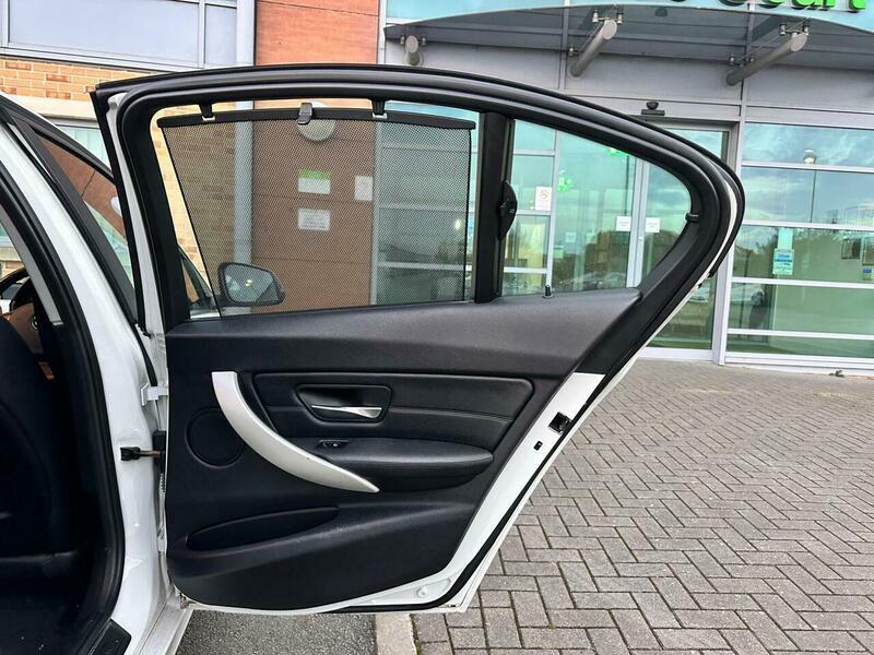 2014 BMW 3 Series 2.0 320d ED EfficientDynamics Business Auto Euro 5 (s/s) 4dr • 90,200 miles image 19