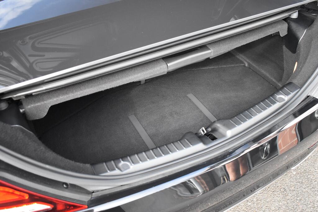 Mercedes-Benz SLC view 36