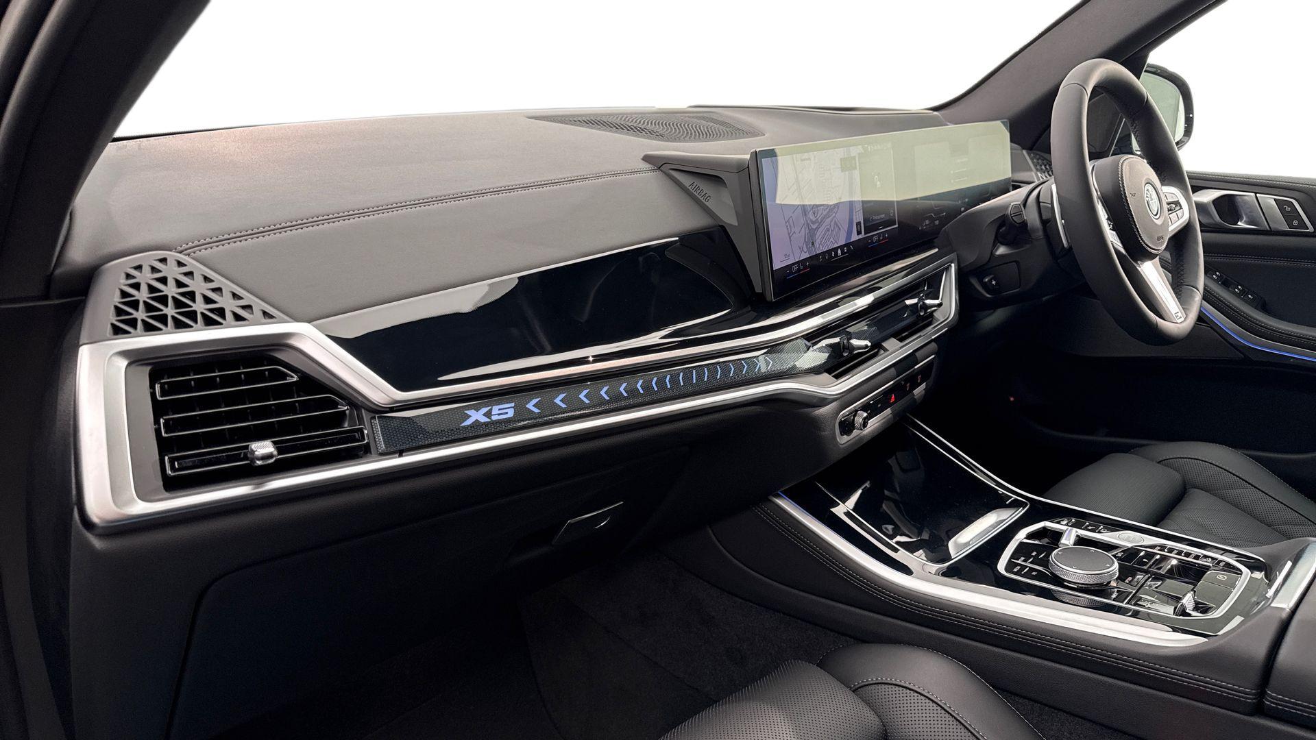 BMW X5 view 7