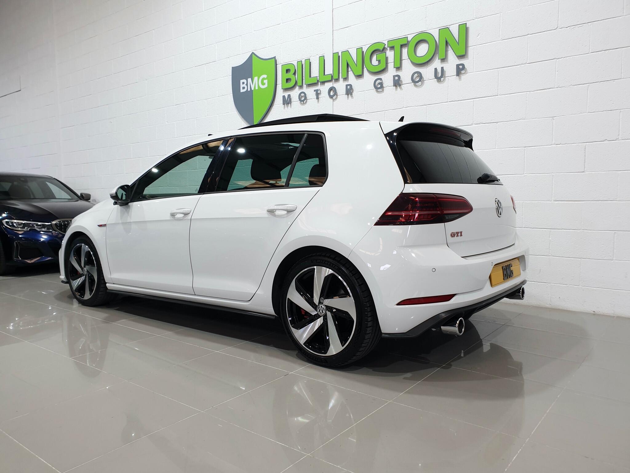 Volkswagen Golf view 30