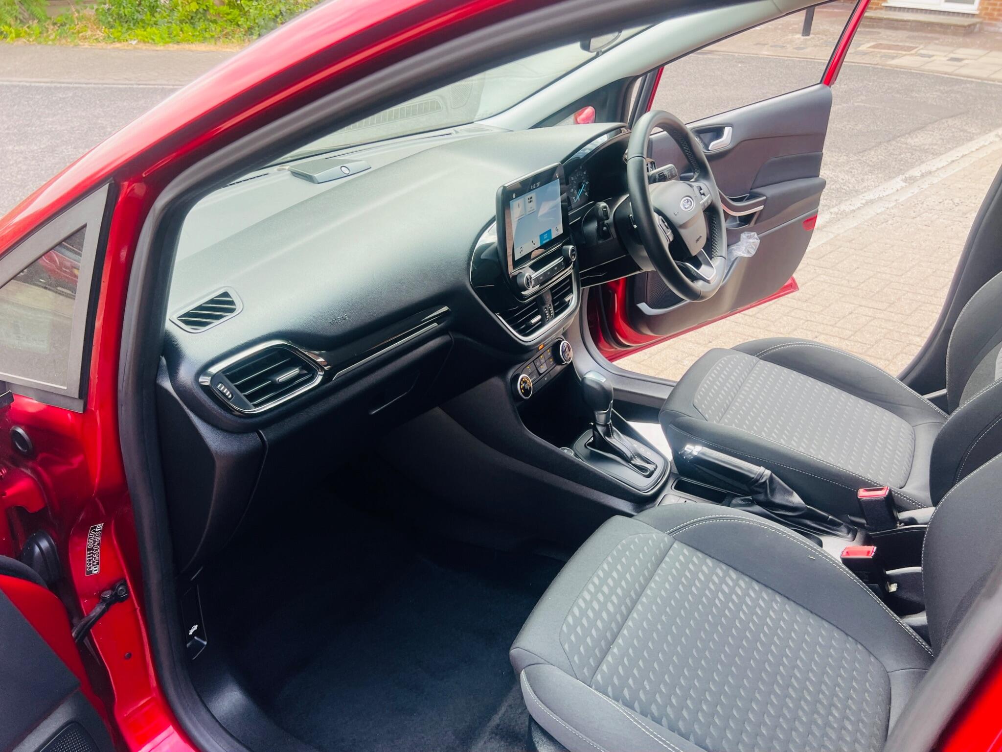 Ford Fiesta view 48