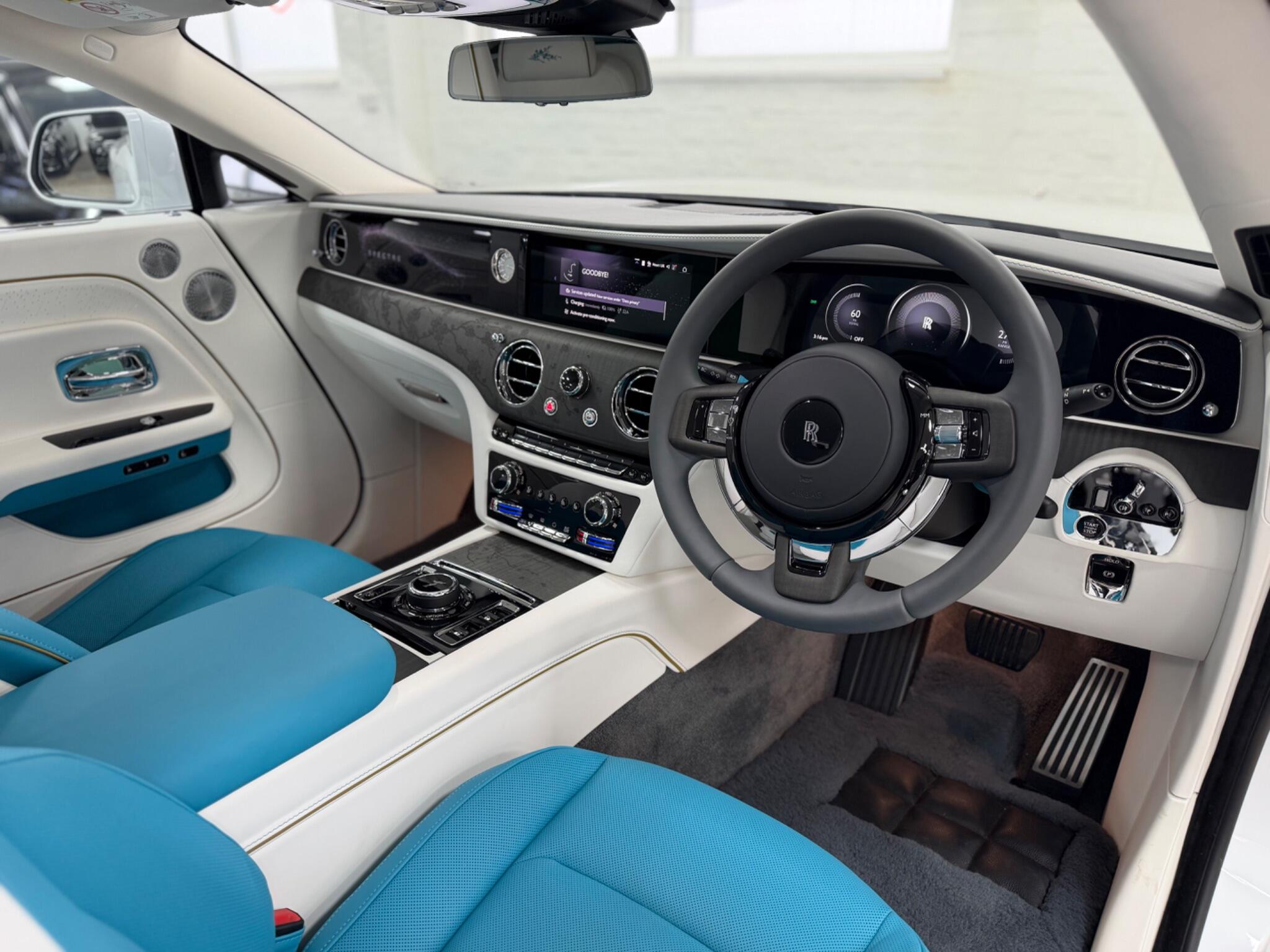 Rolls-Royce Spectre view 27
