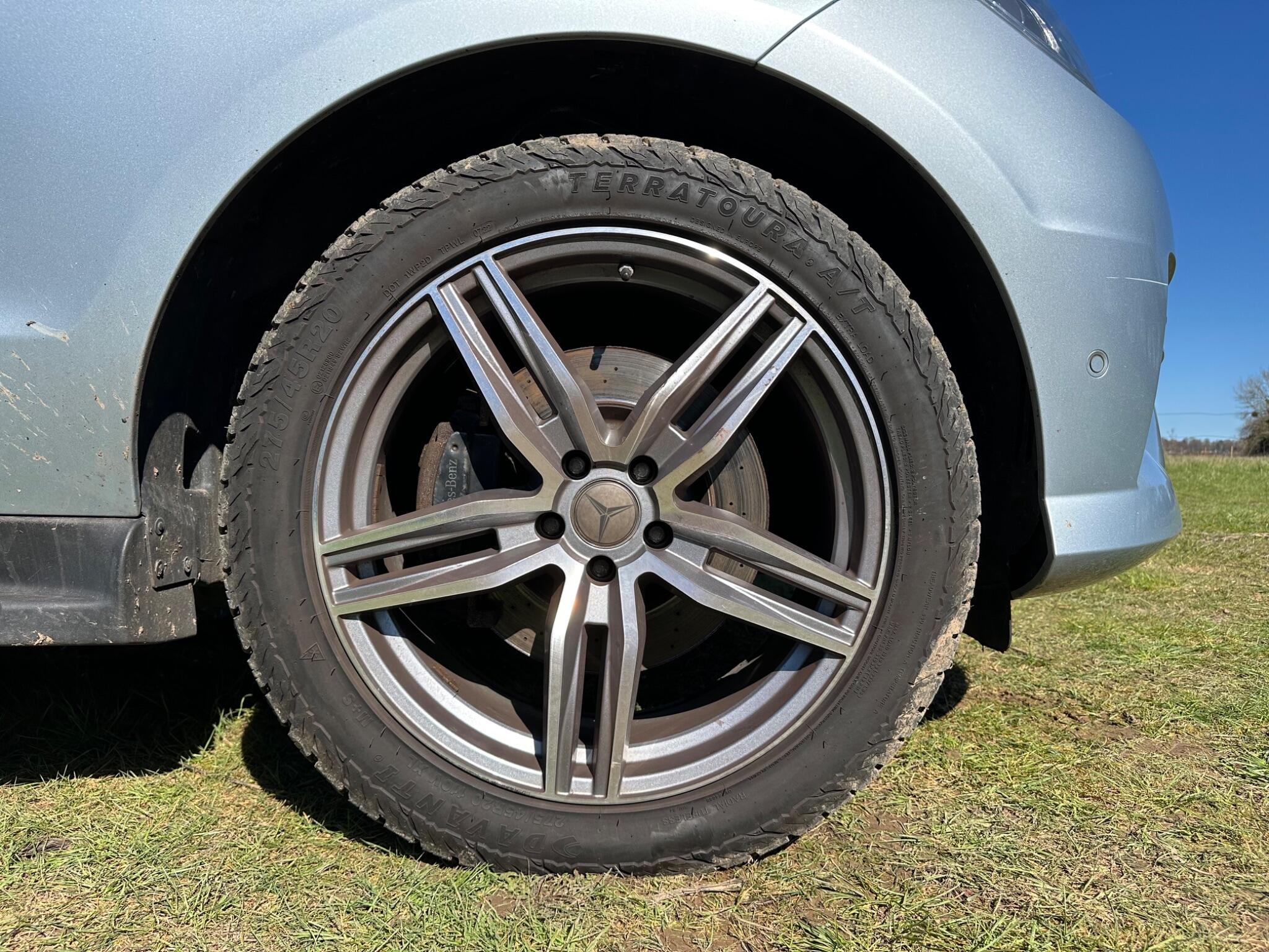 Mercedes-Benz M Class view 21