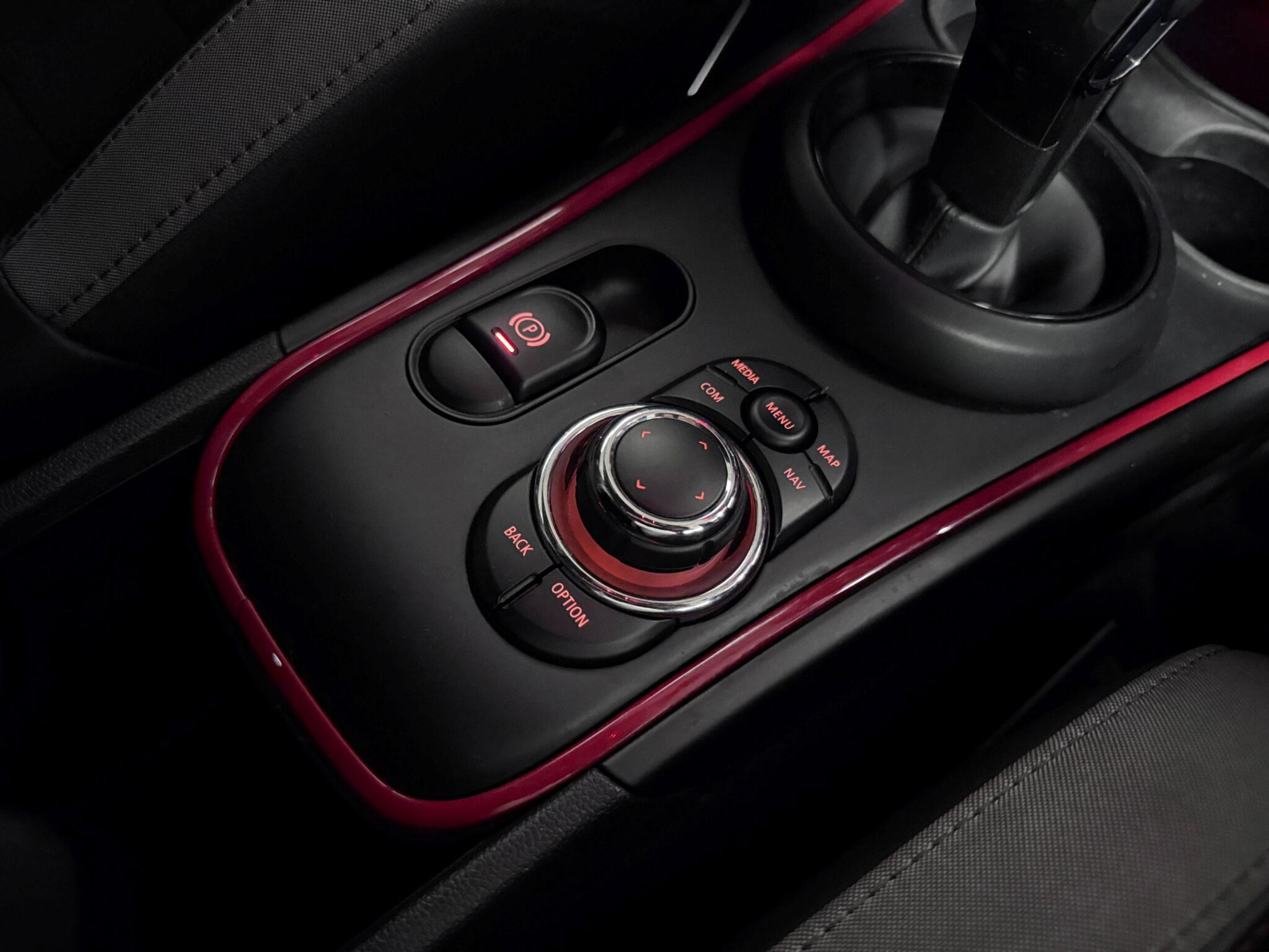 Mini Countryman view 34
