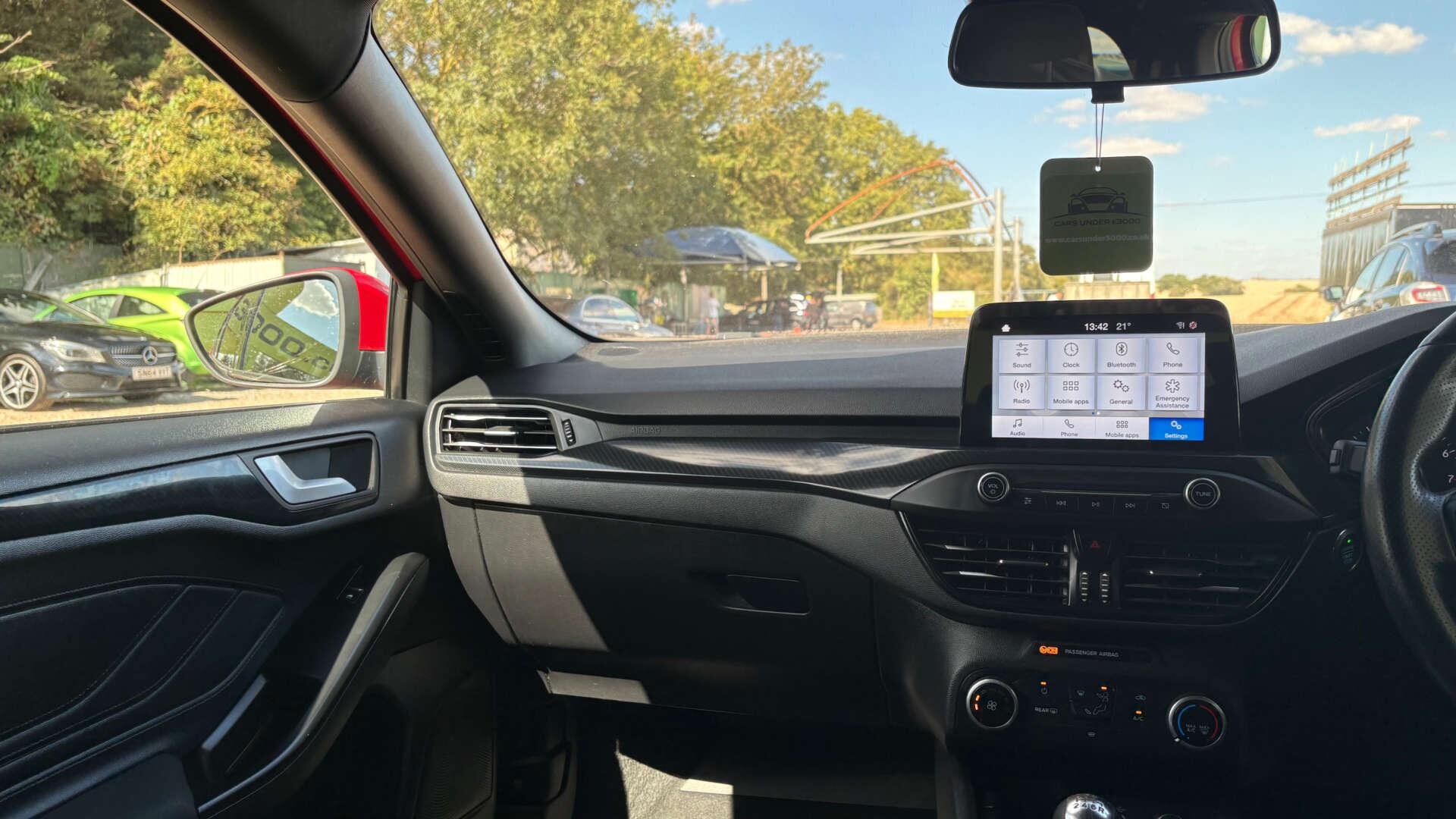 Ford Focus view 36