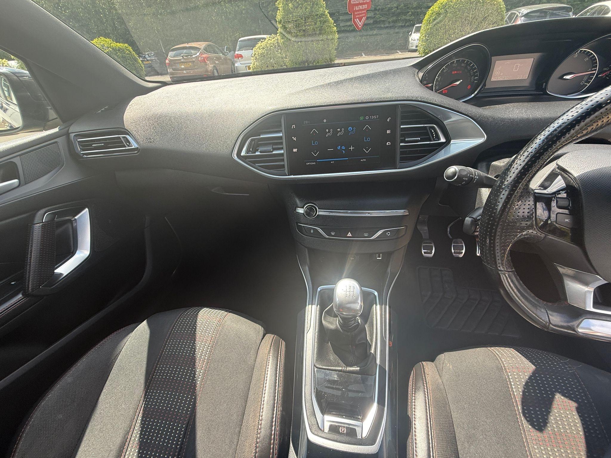 2018 Peugeot 308 1.6 BlueHDi GT Line Euro 6 (s/s) 5dr • 76,000 miles image 33