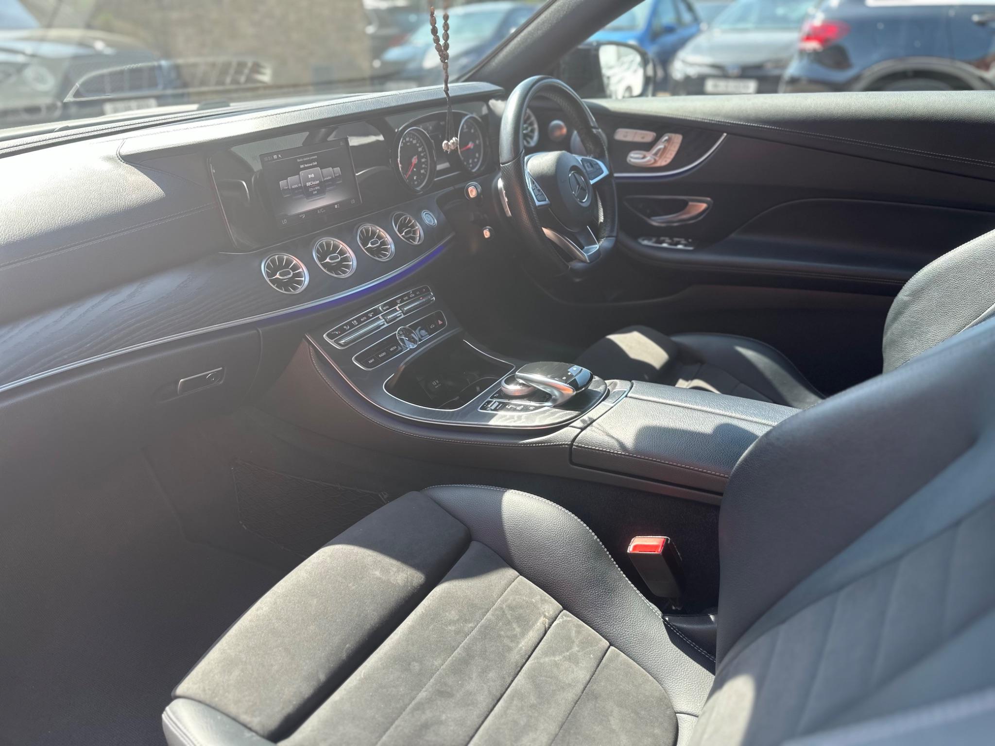 Mercedes-Benz E Class view 14