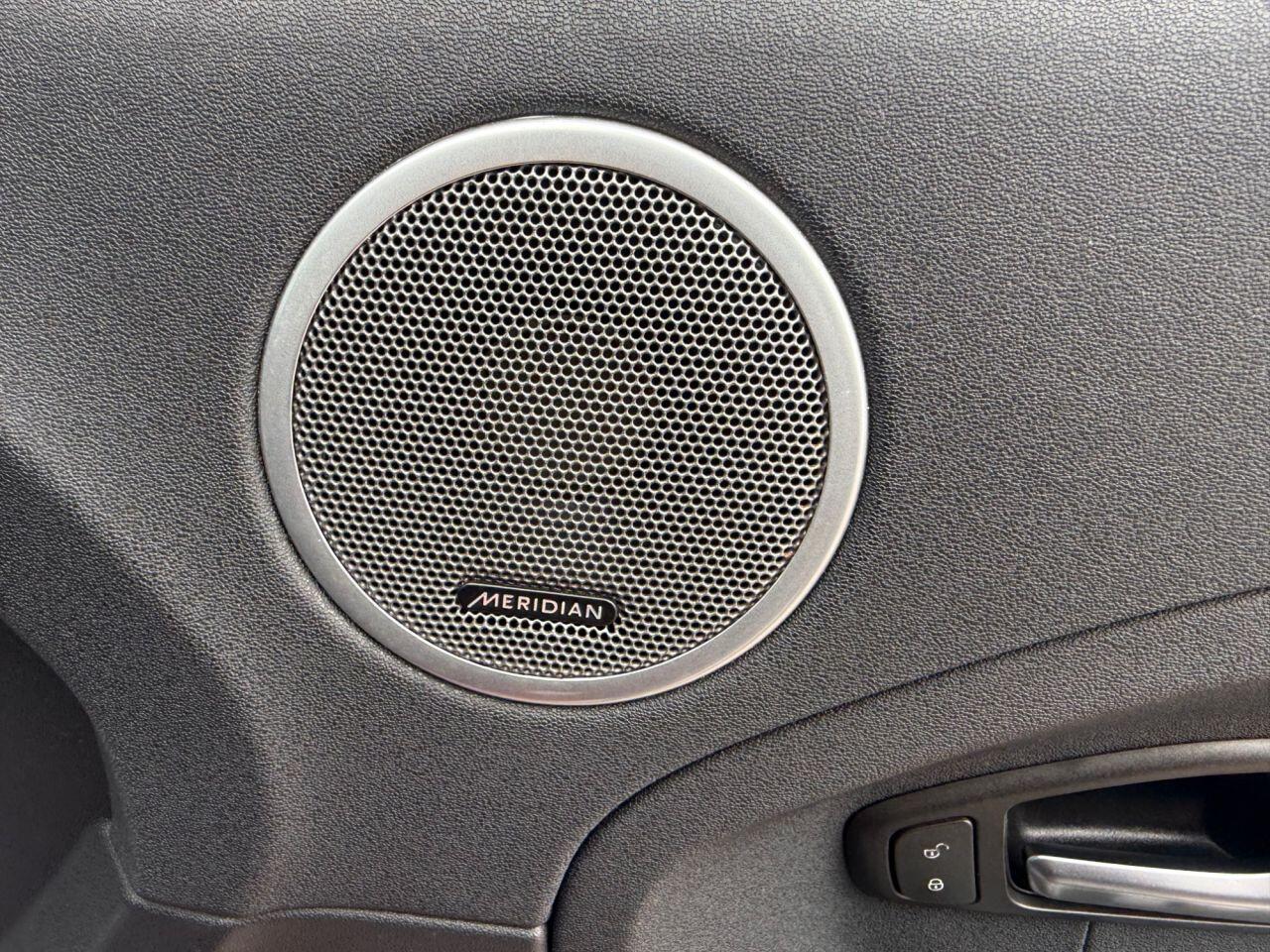 Land Rover Range Rover Evoque view 35