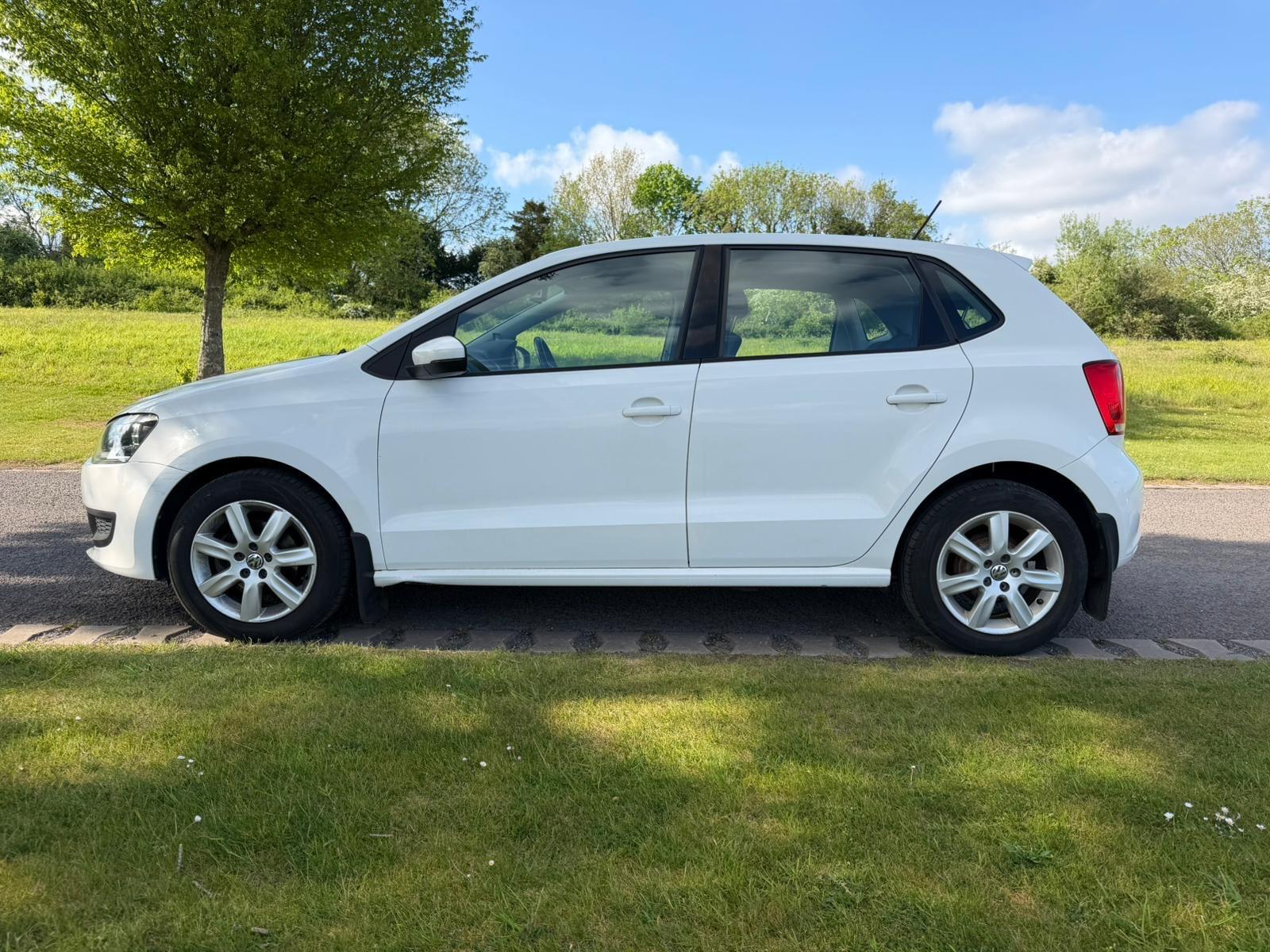 Volkswagen Polo view 7