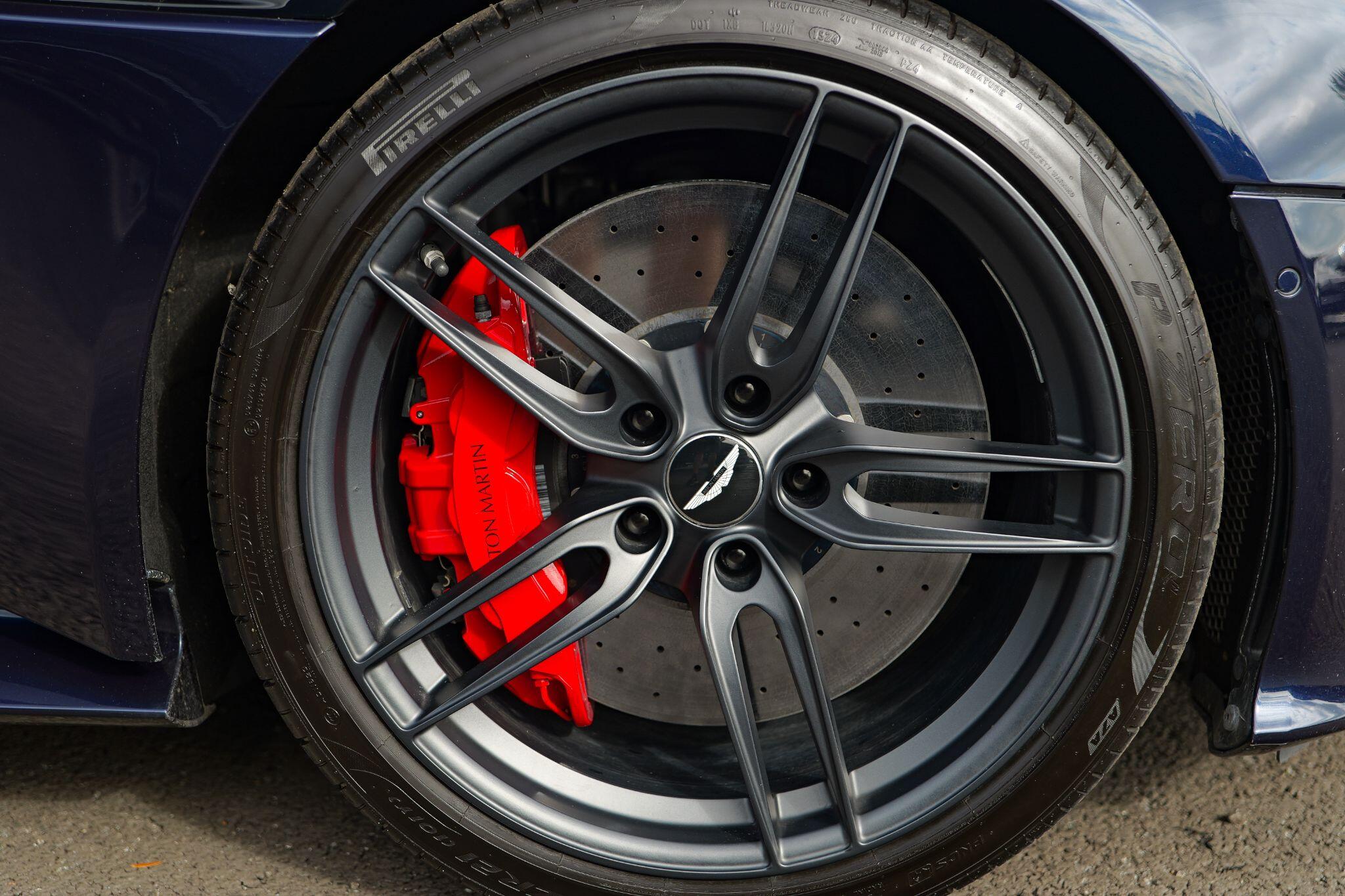 Aston Martin DBS view 10