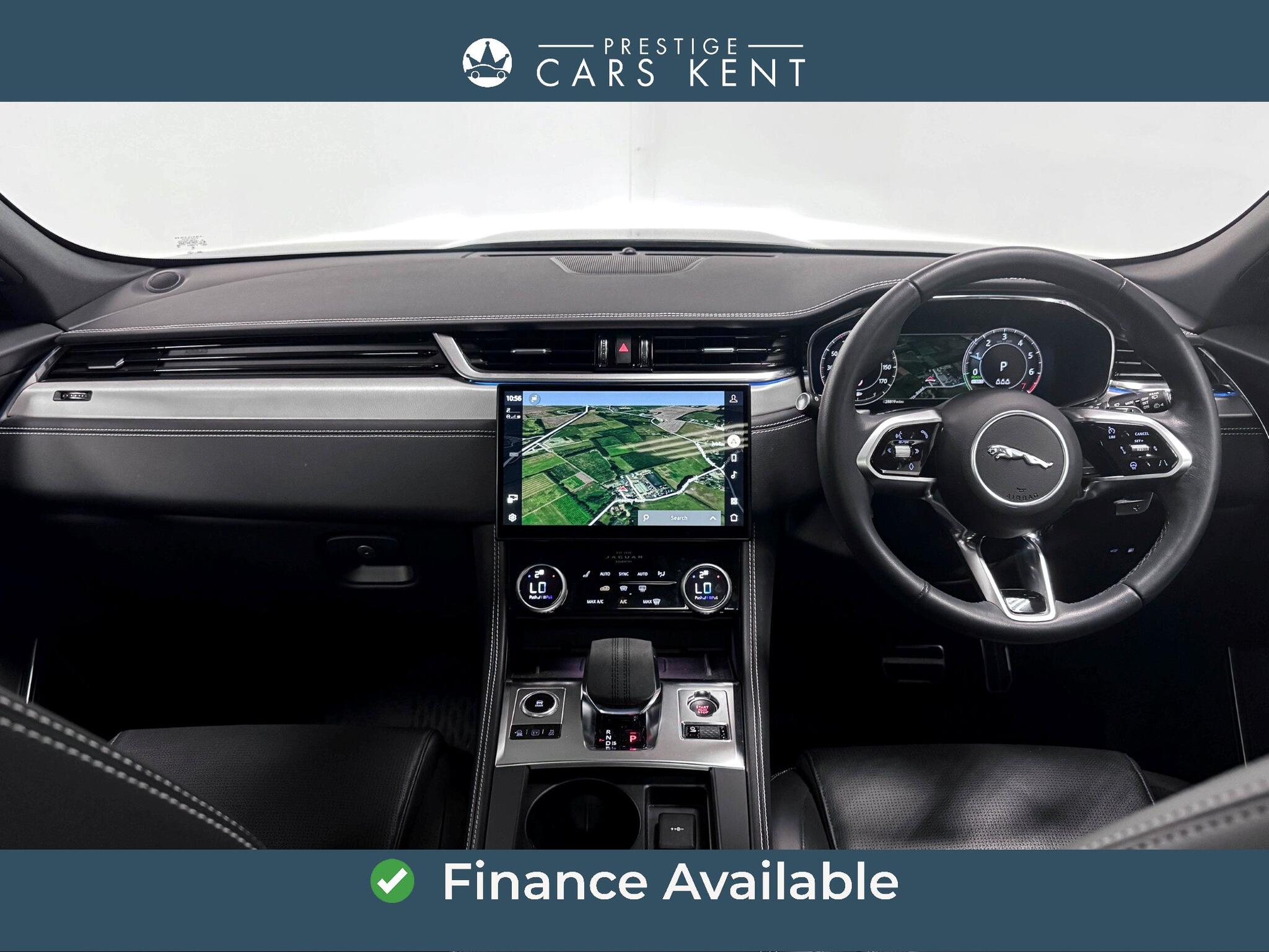 Jaguar F-Pace view 2