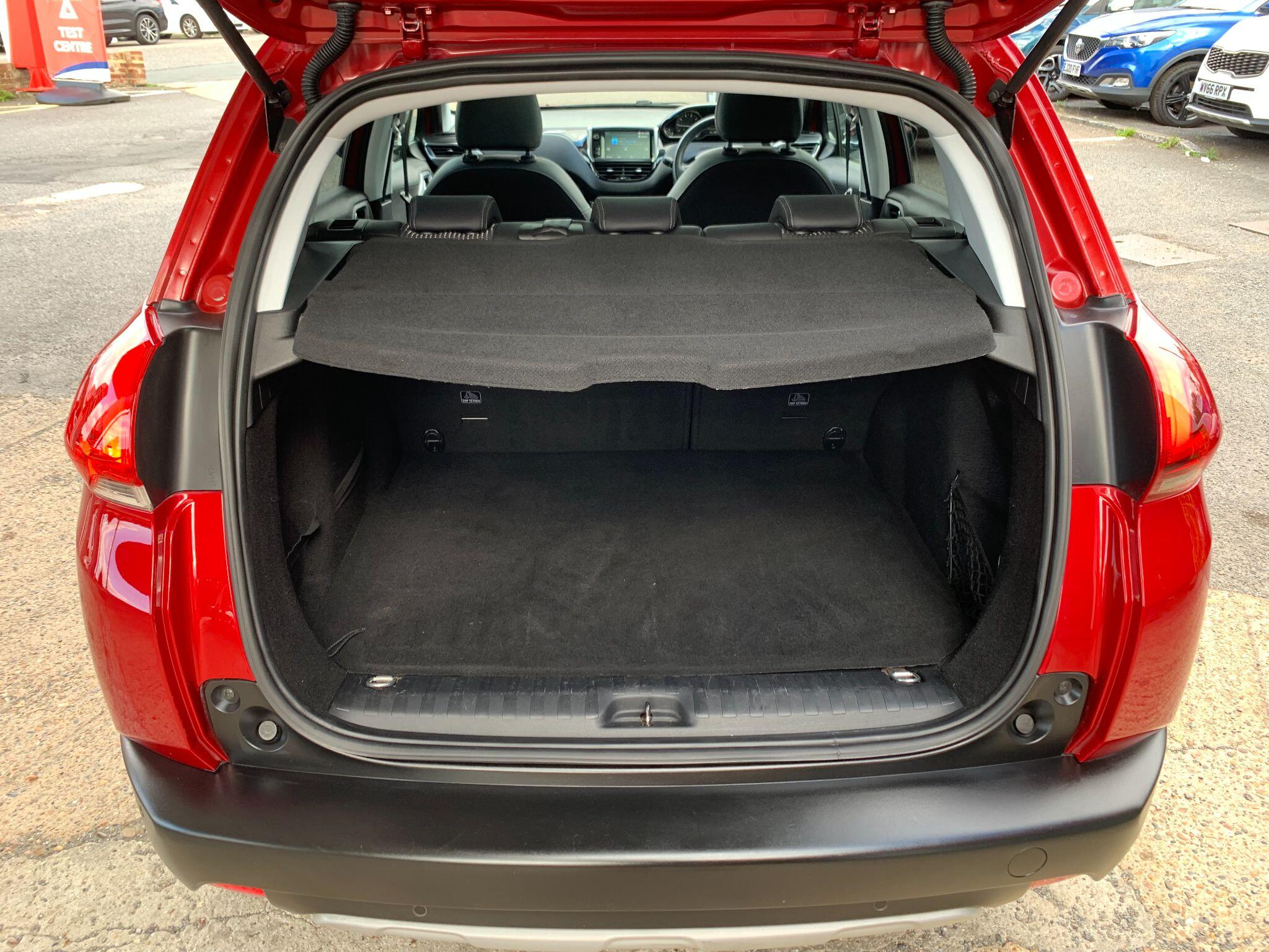 Peugeot 2008 view 25
