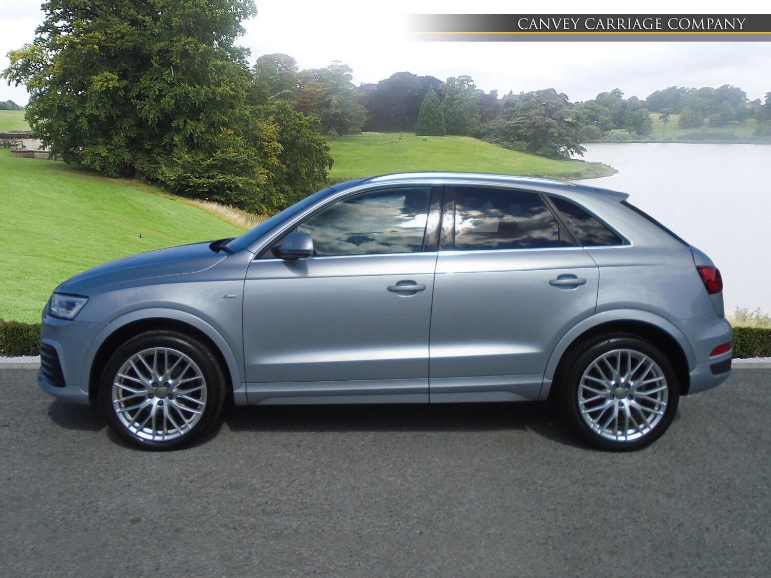 Audi Q3 view 6