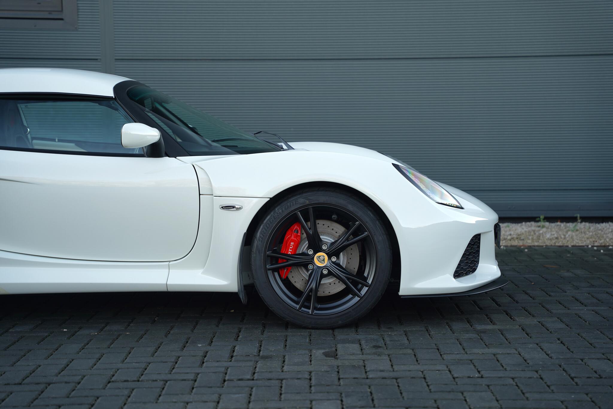Lotus Exige view 26