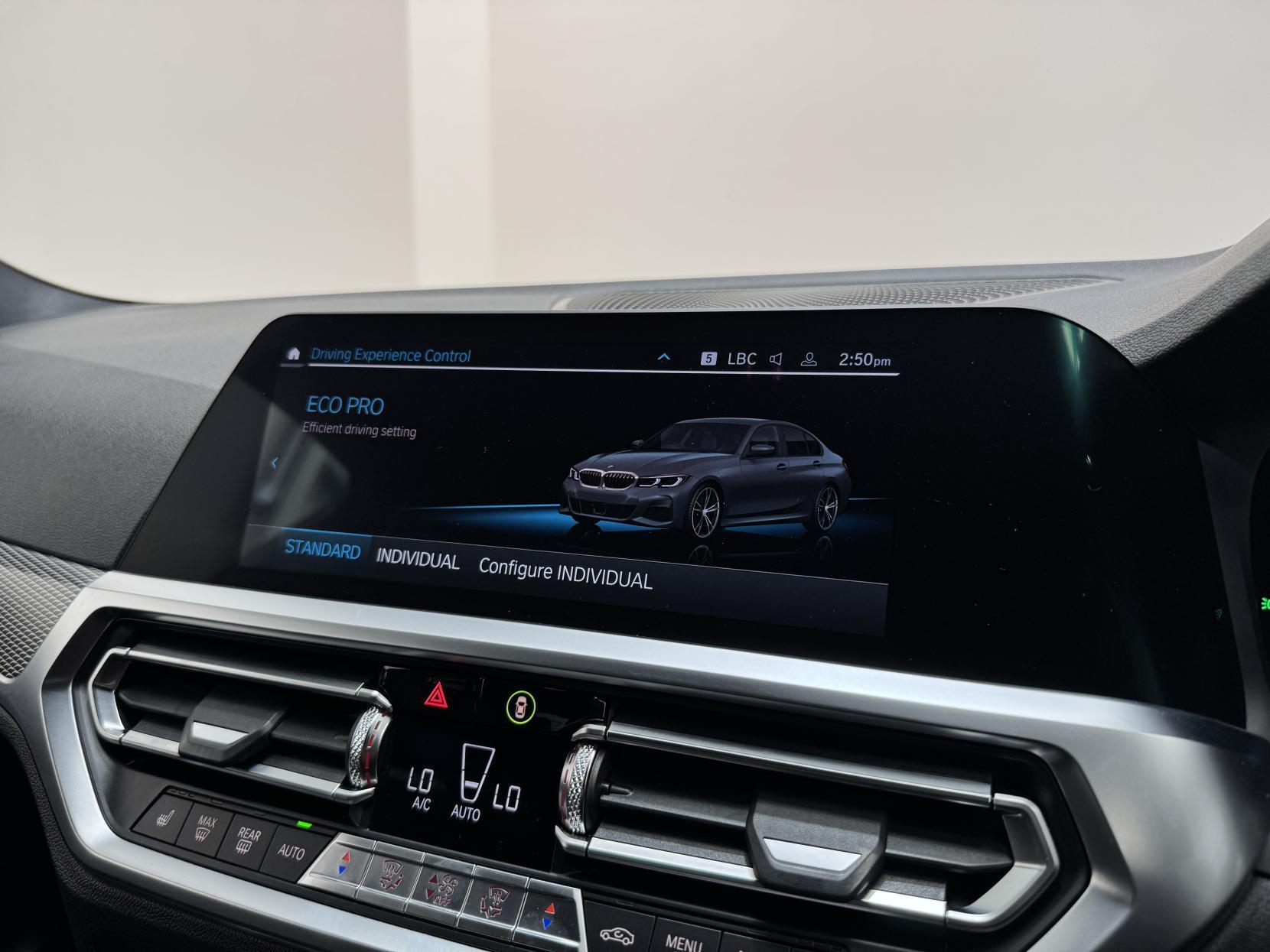 BMW 3 Series view 39