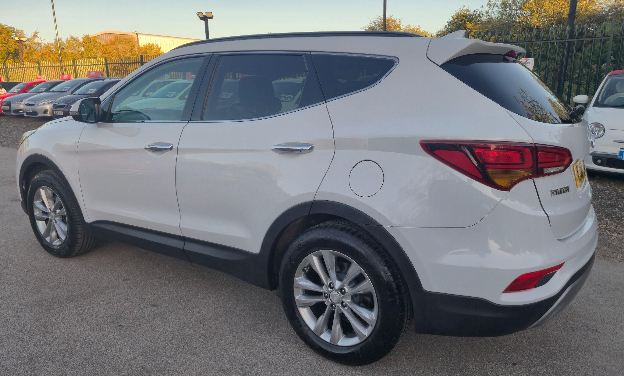 Hyundai Santa Fe view 10