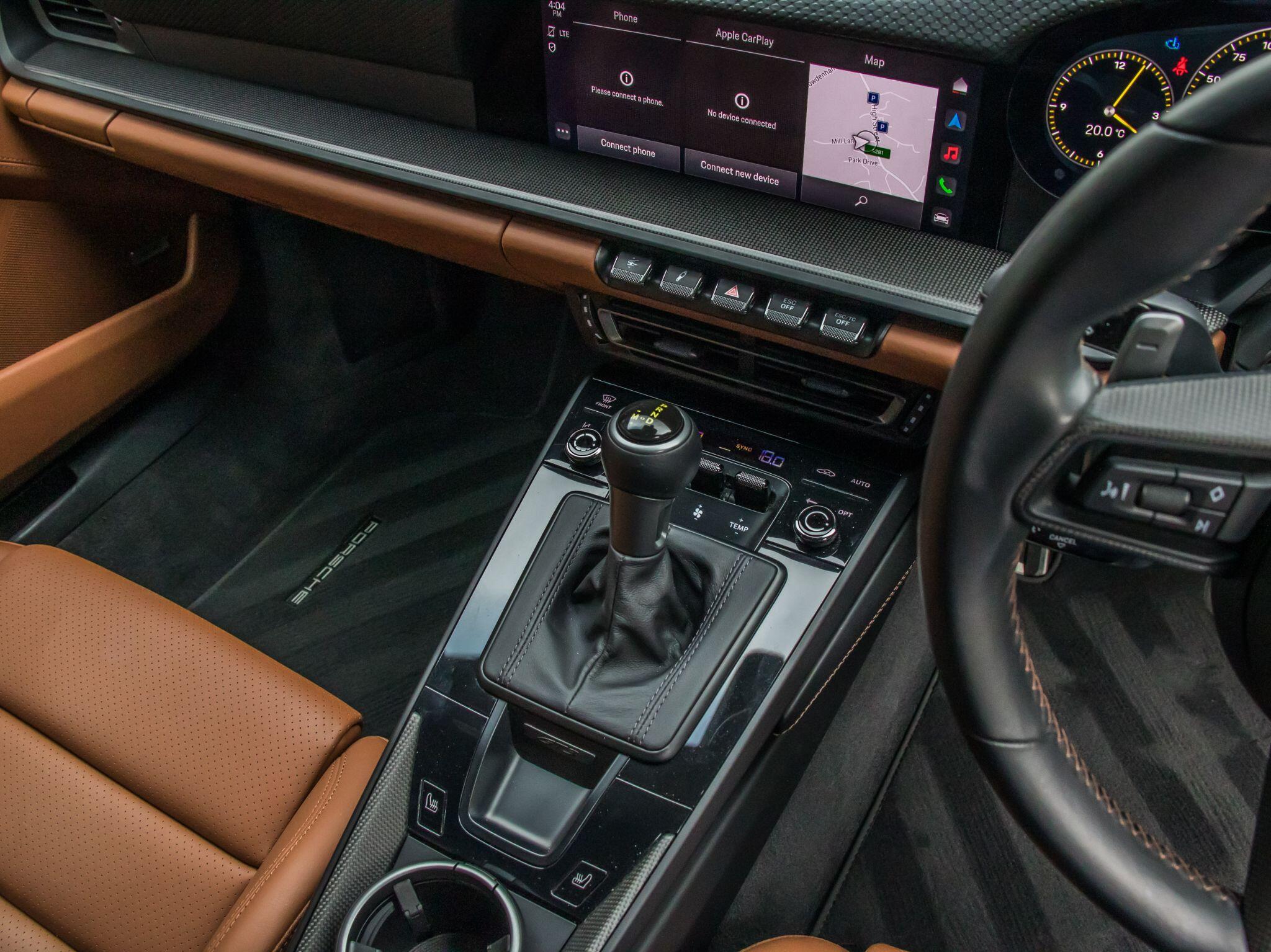 Porsche 911 view 22