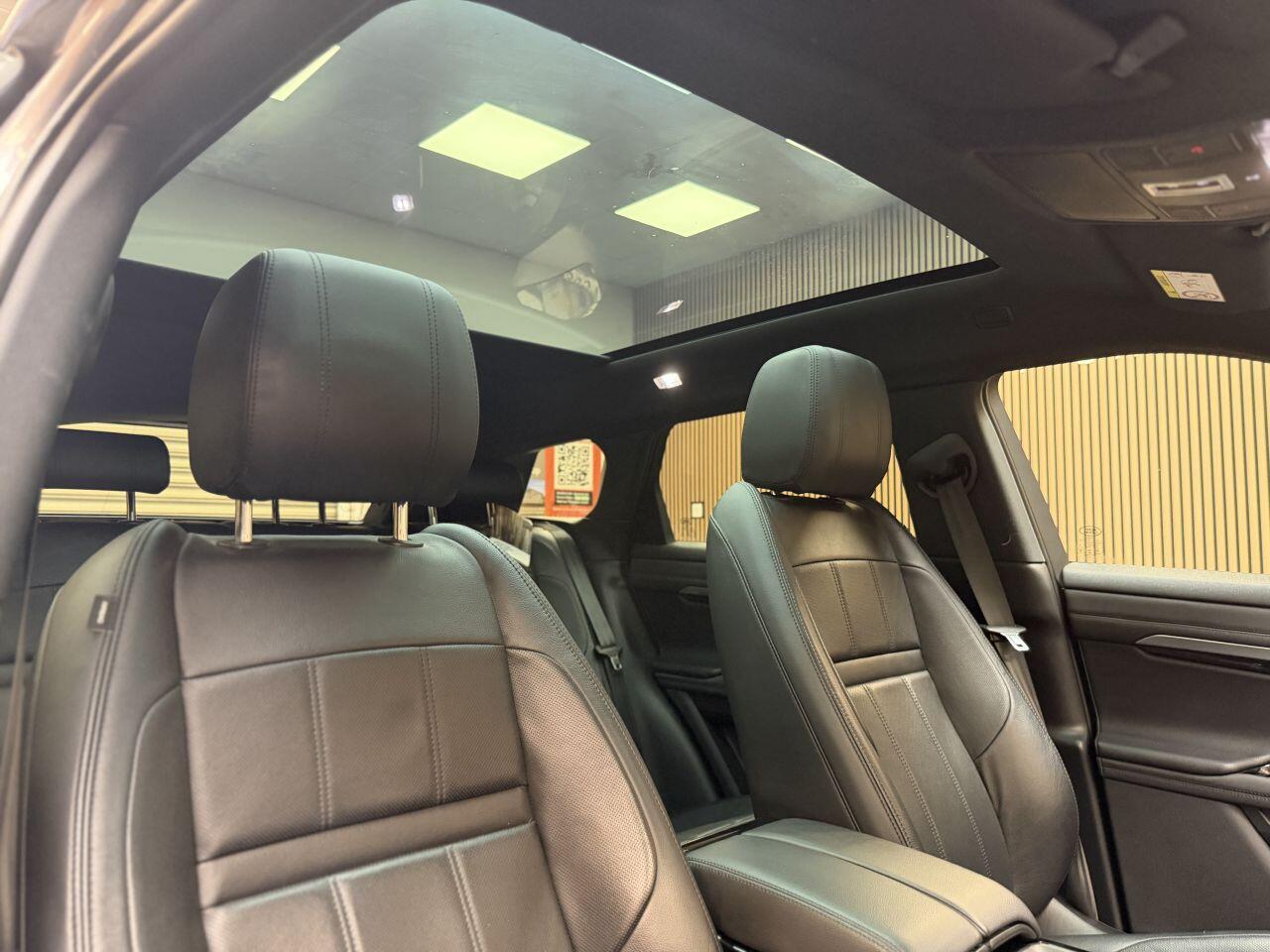 Land Rover Range Rover Evoque view 33