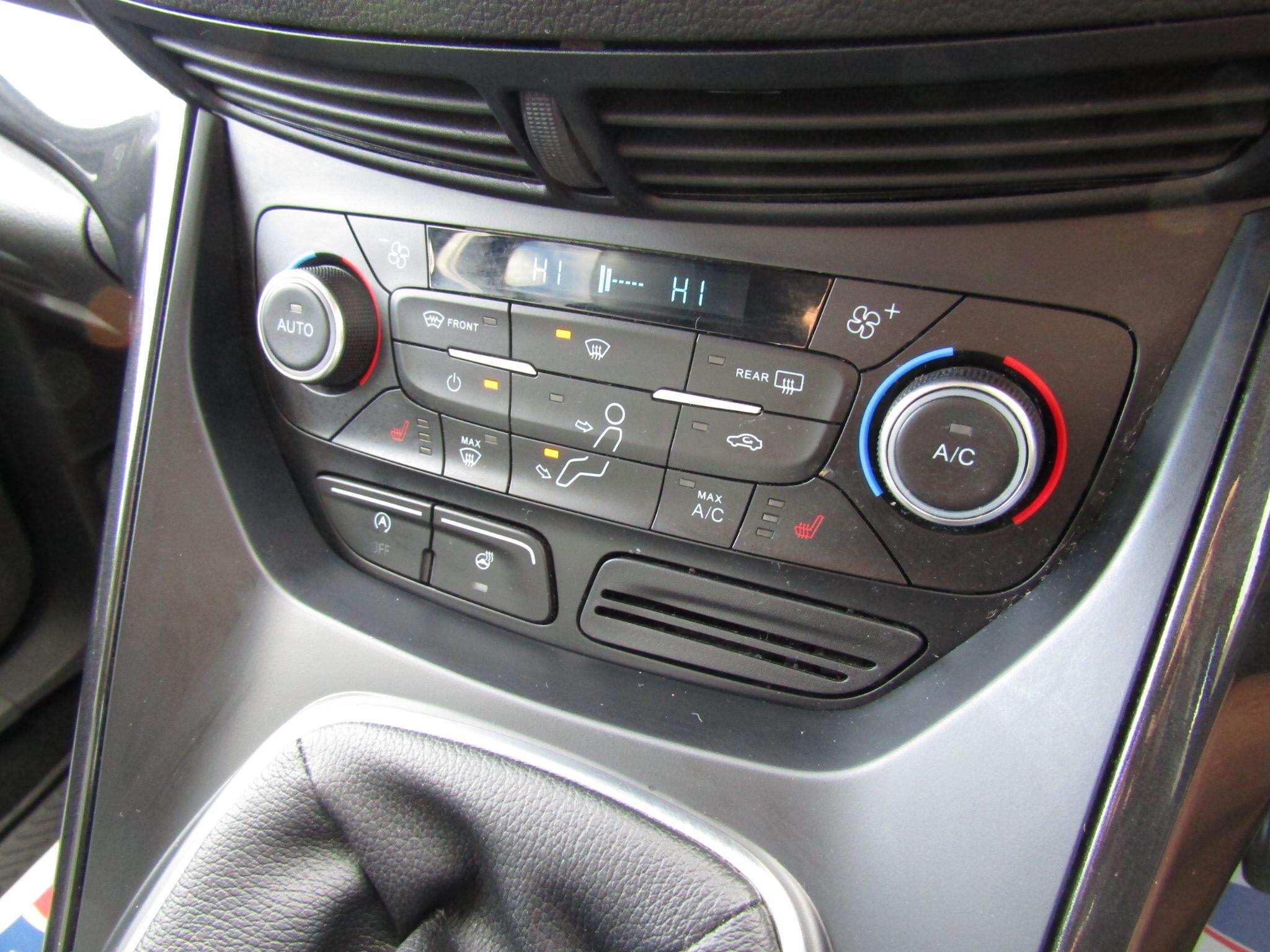 Ford Kuga view 29