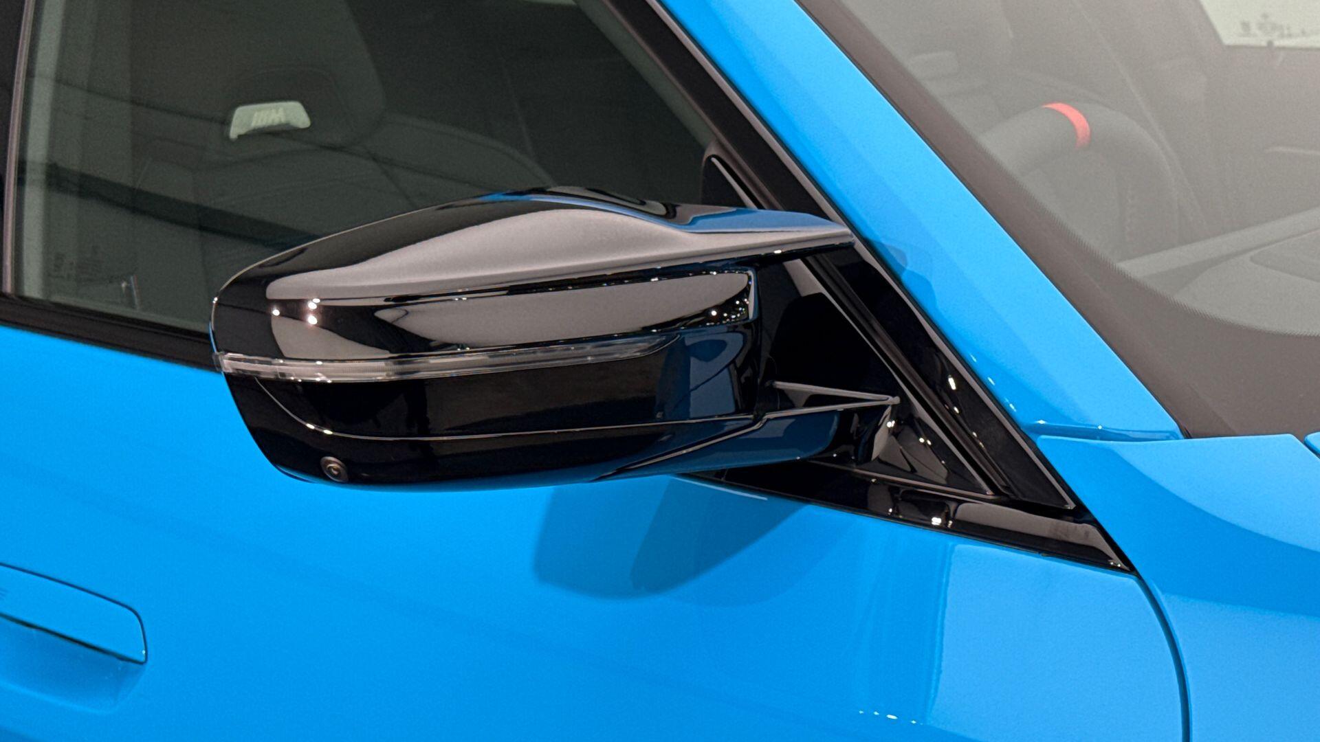 BMW i4 view 37