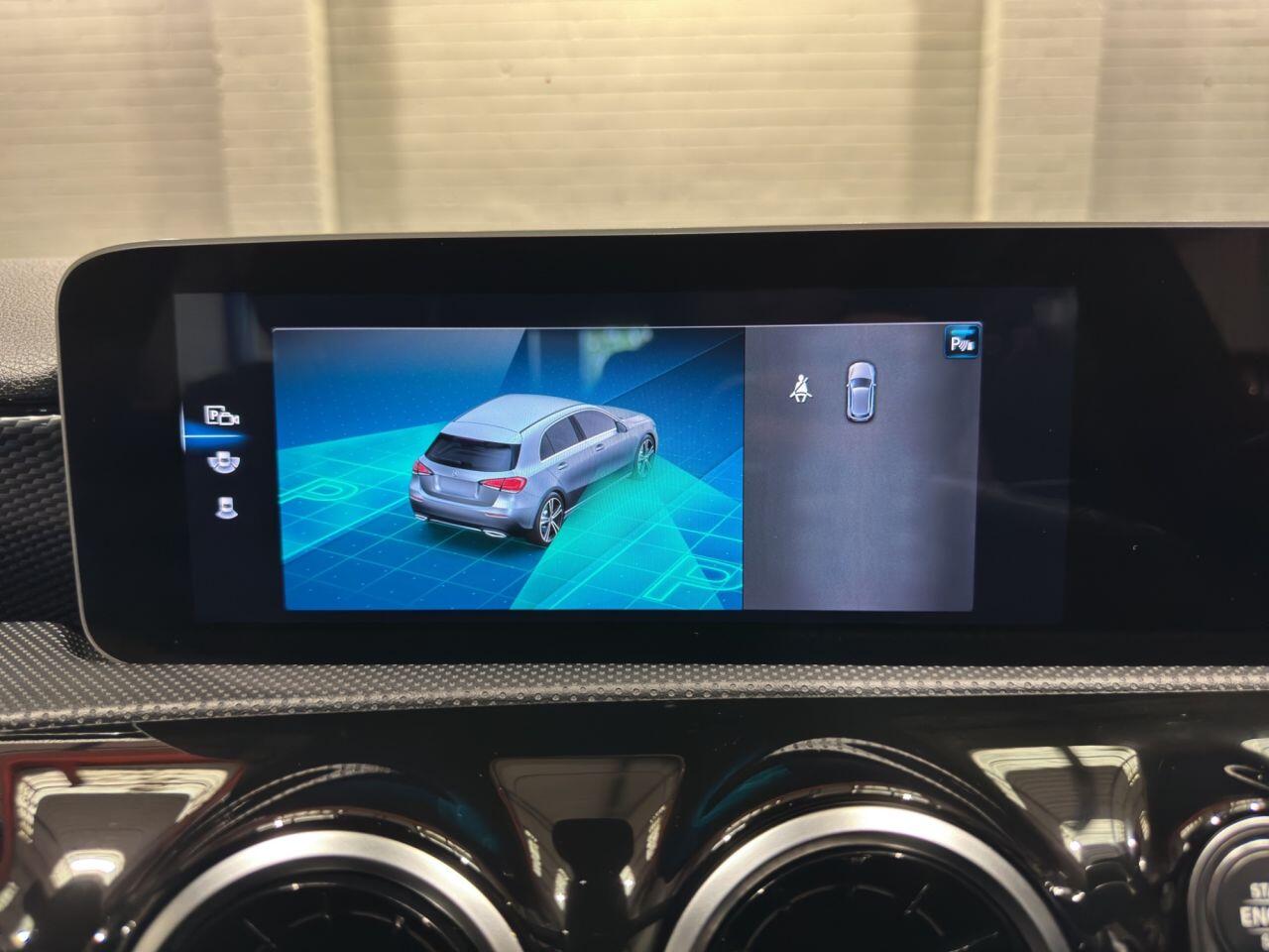 Mercedes-Benz A-Class view 28