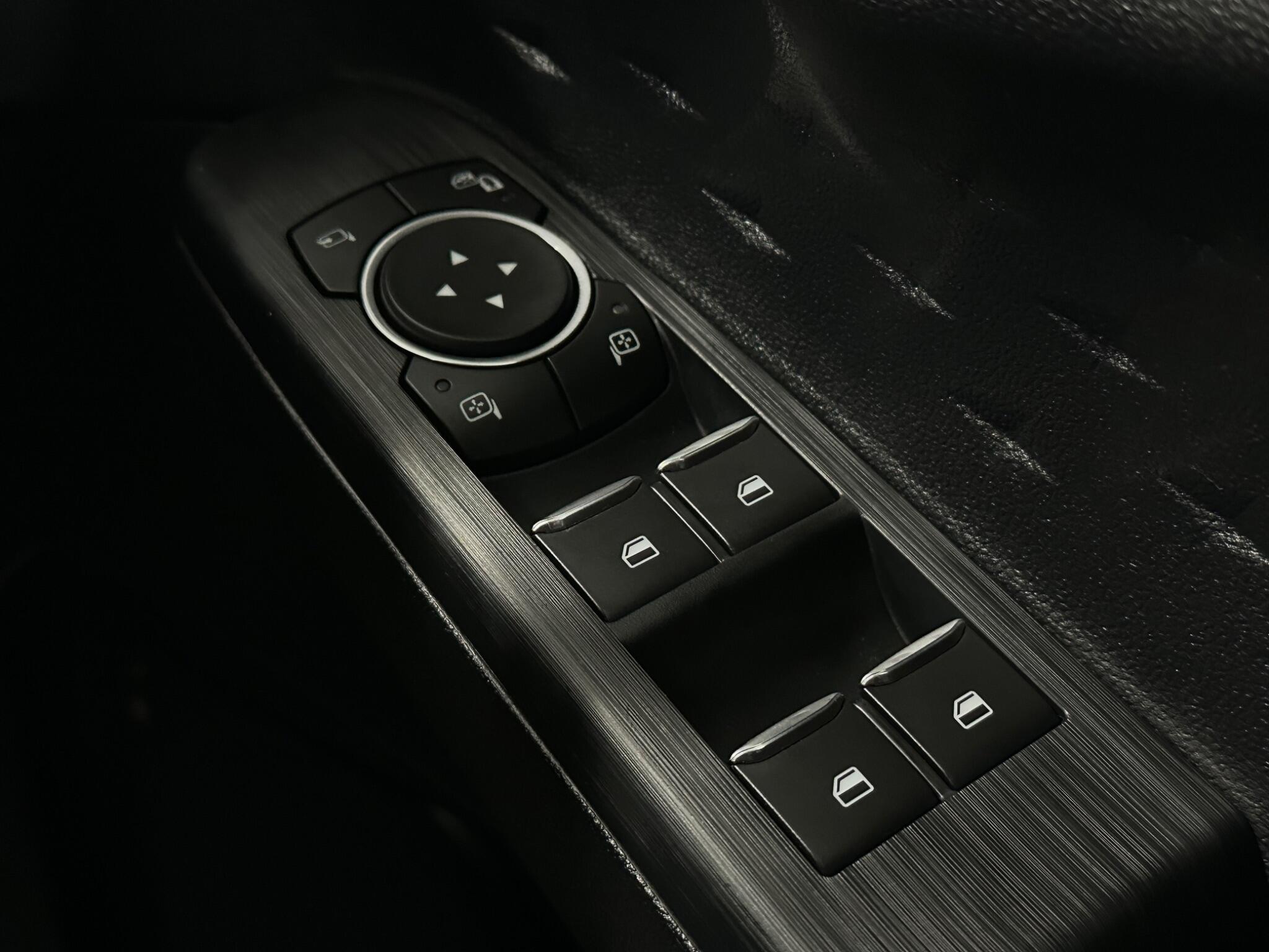 Ford Kuga view 19