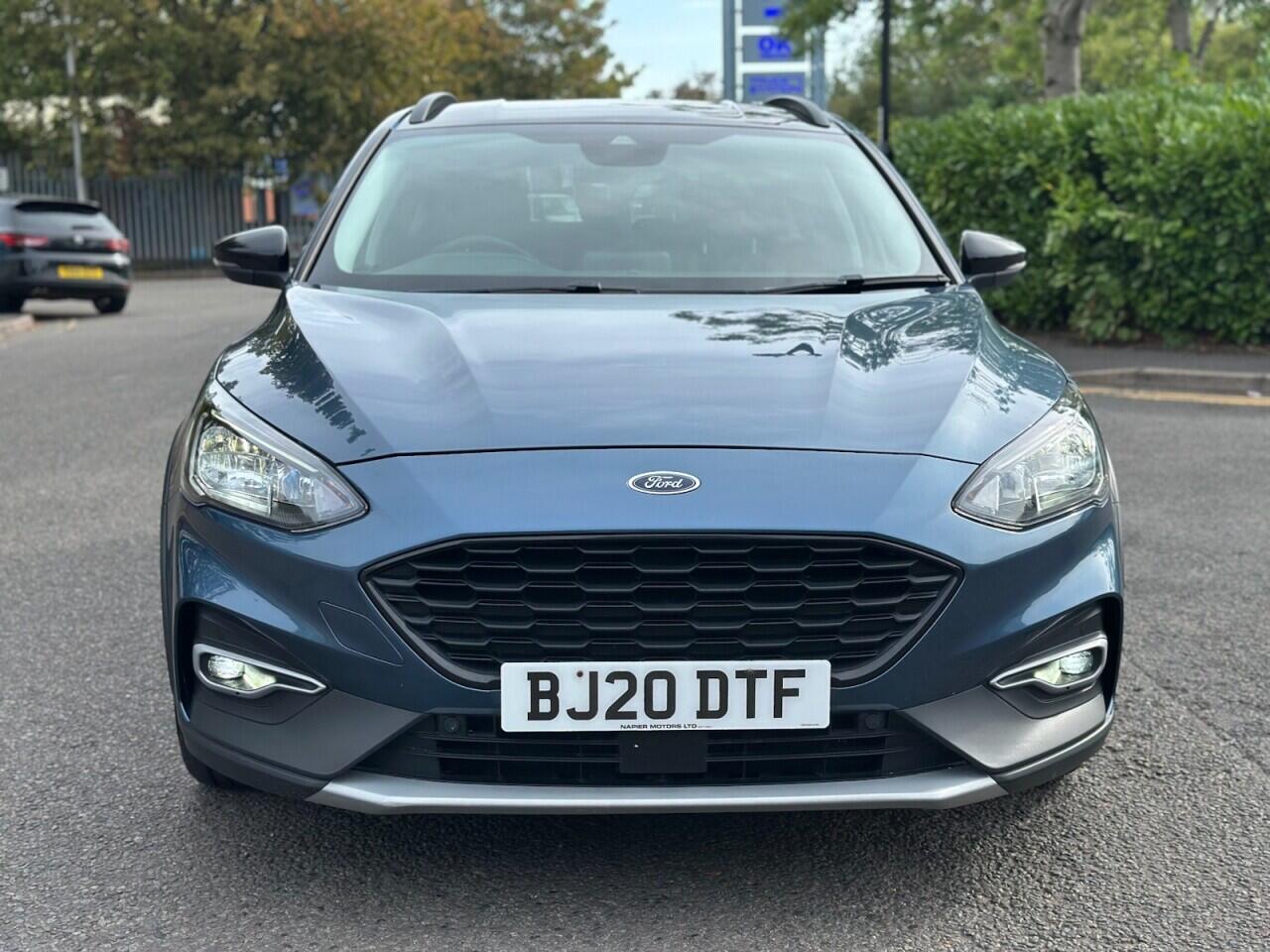 Ford Focus view 7