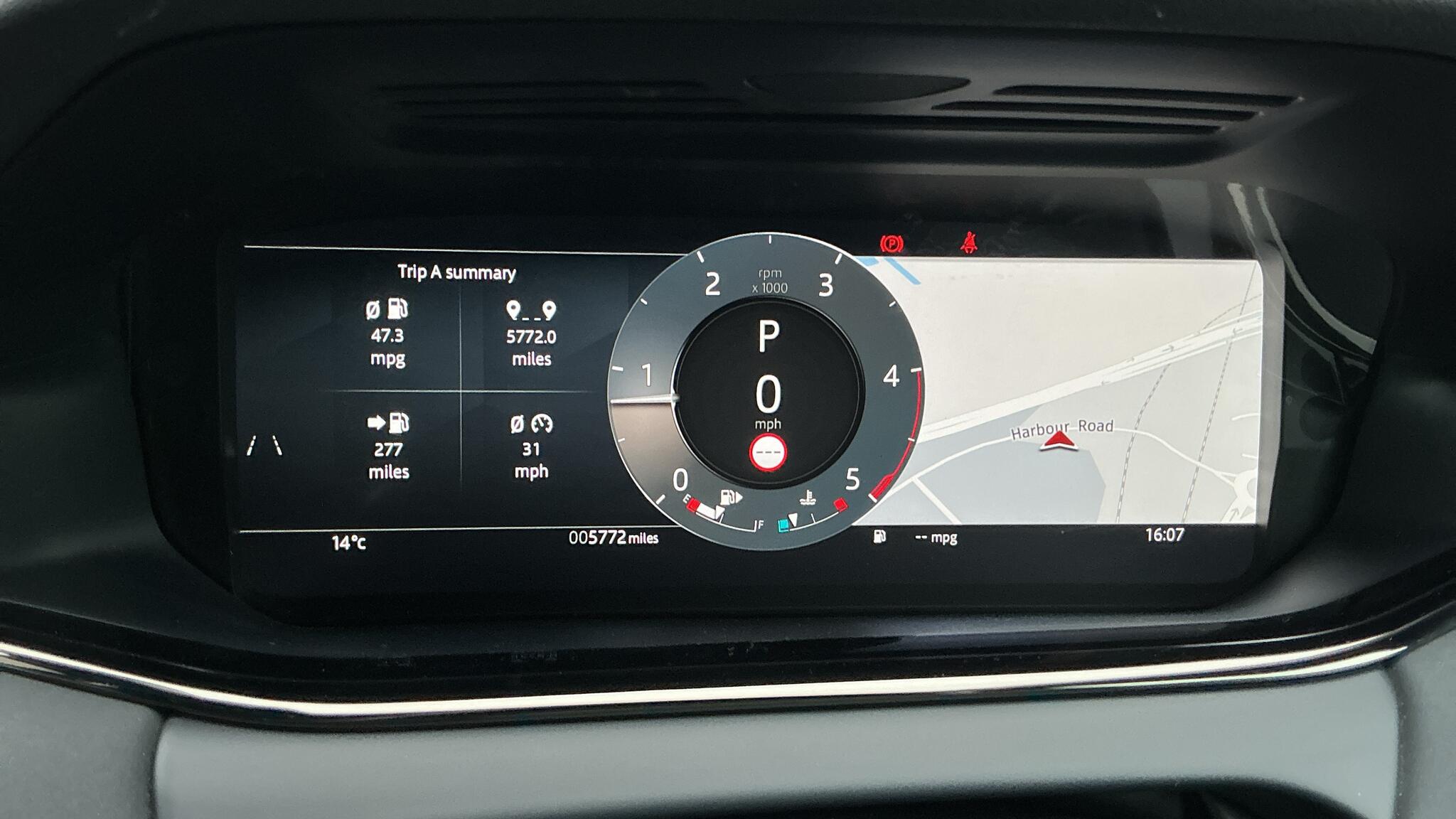 Land Rover Range Rover Evoque view 31