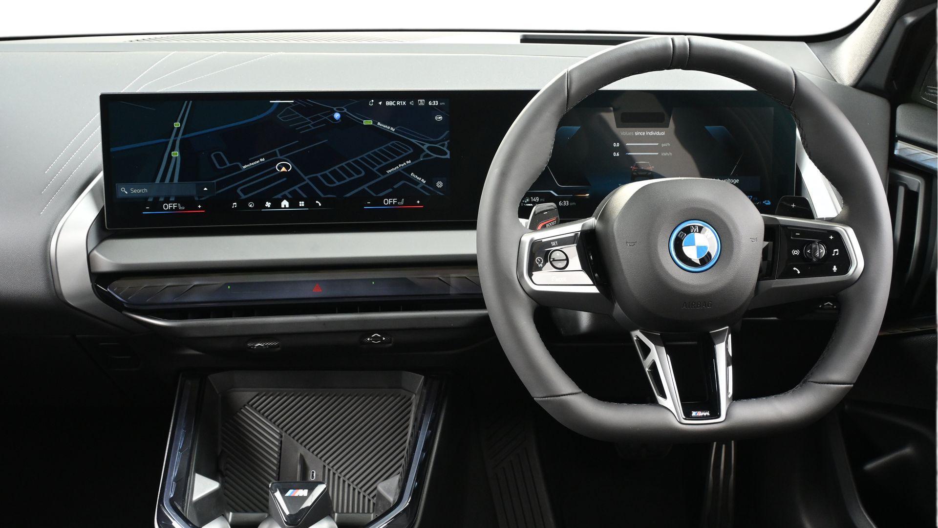 BMW X3 view 5