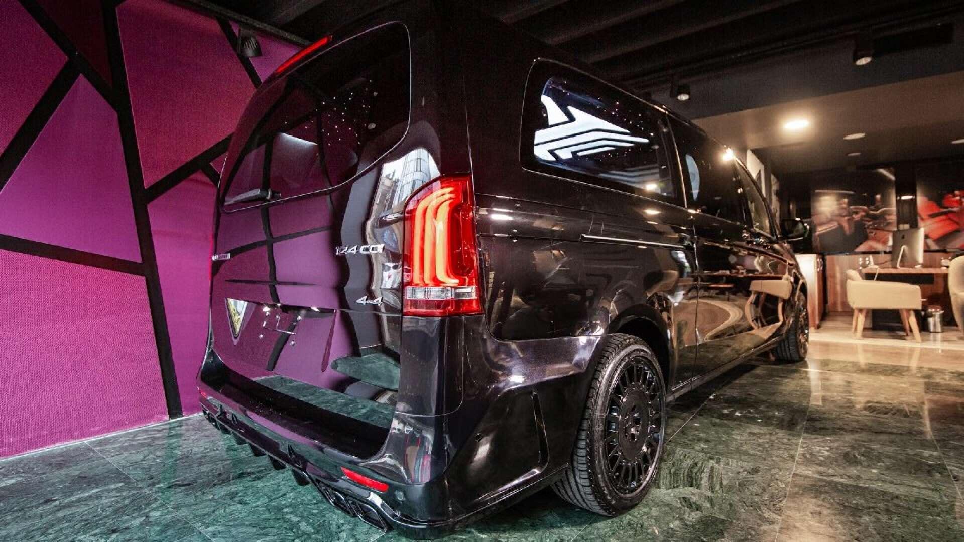 Mercedes-Benz V Class view 10
