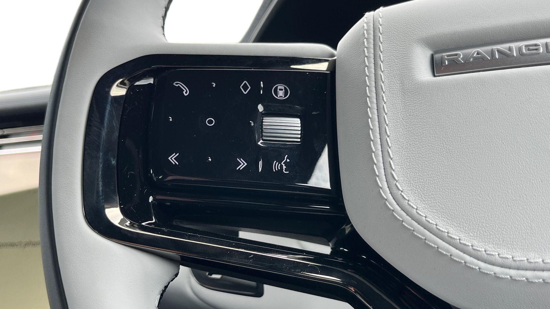 Land Rover Range Rover Sport view 17