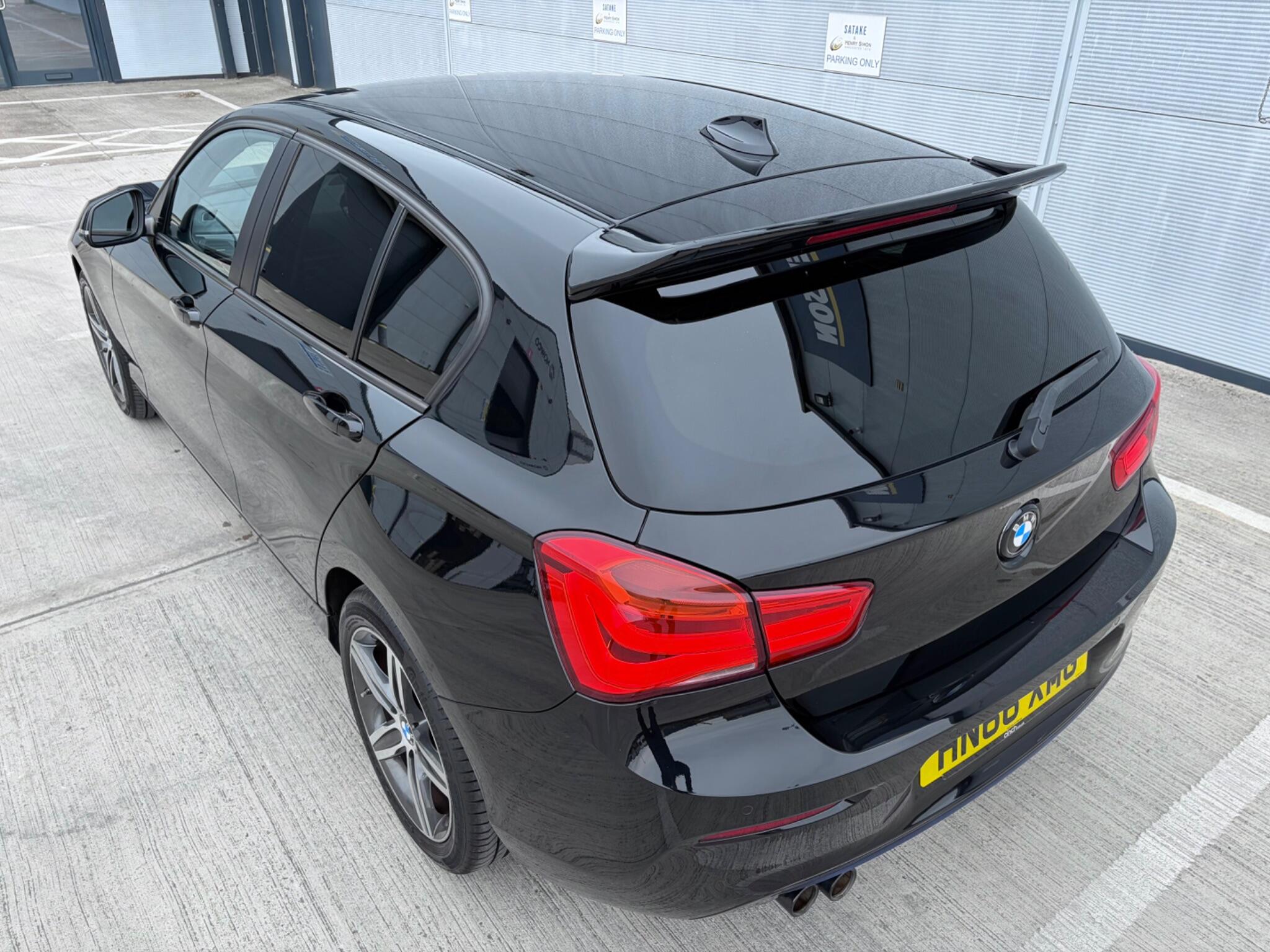 BMW 1 Series view 11