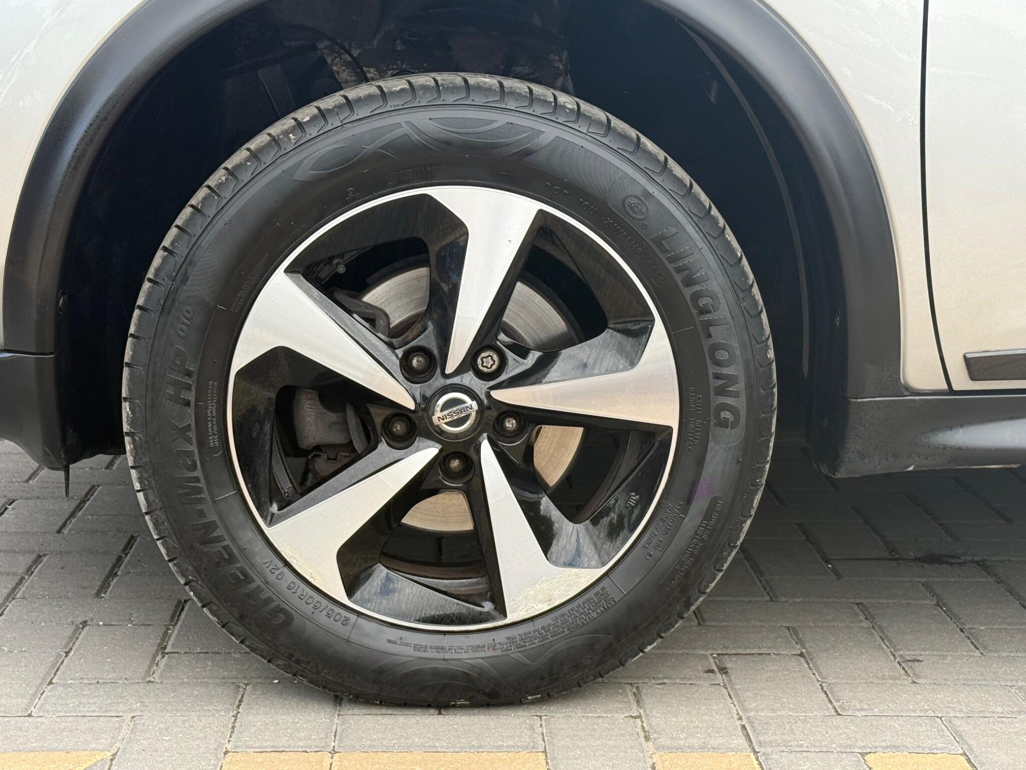 Nissan Juke view 14