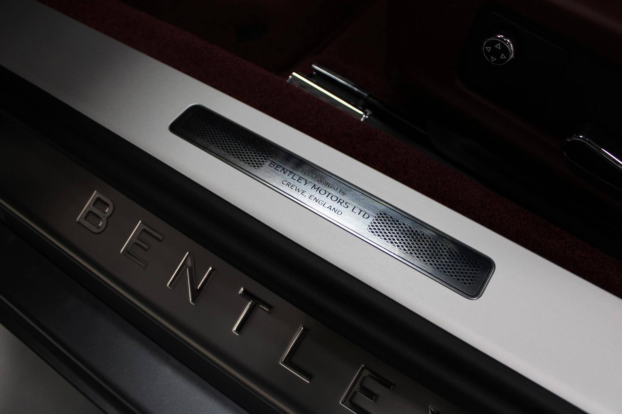 Bentley Continental view 21