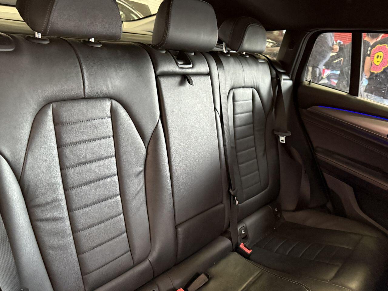BMW X4 view 68